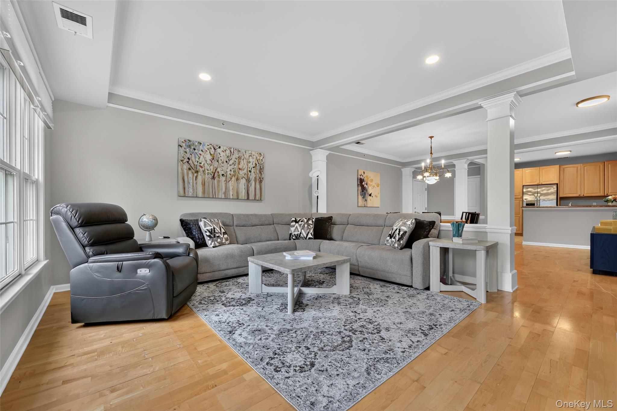 24 N De Baun Avenue 305 Property Photo 8