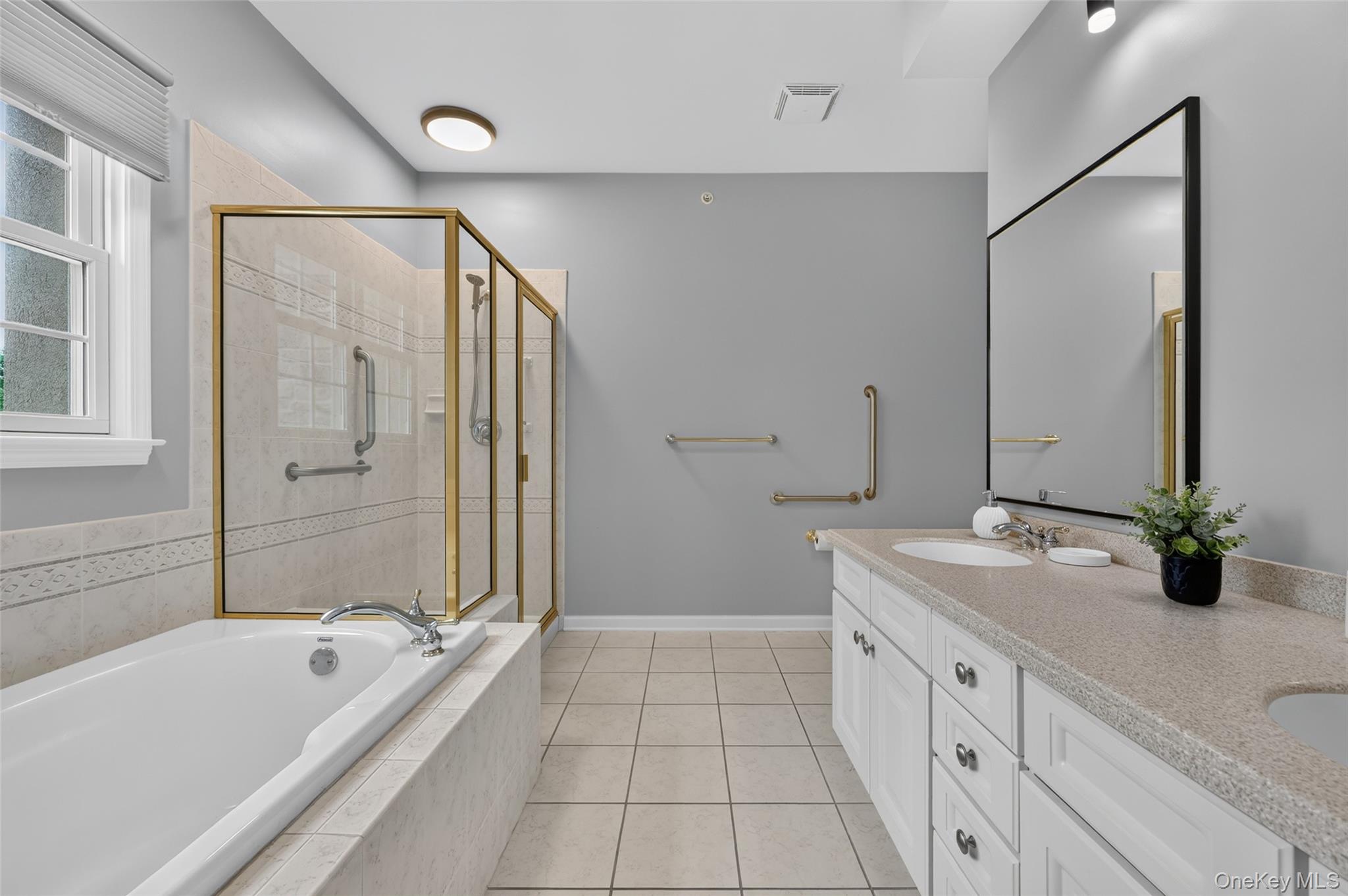 24 N De Baun Avenue 305 Property Photo 17