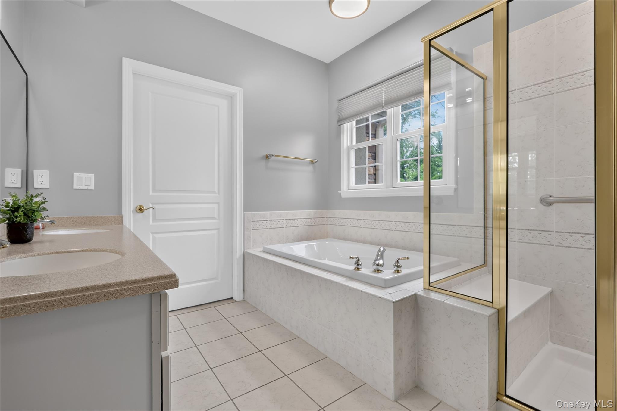 24 N De Baun Avenue 305 Property Photo 19