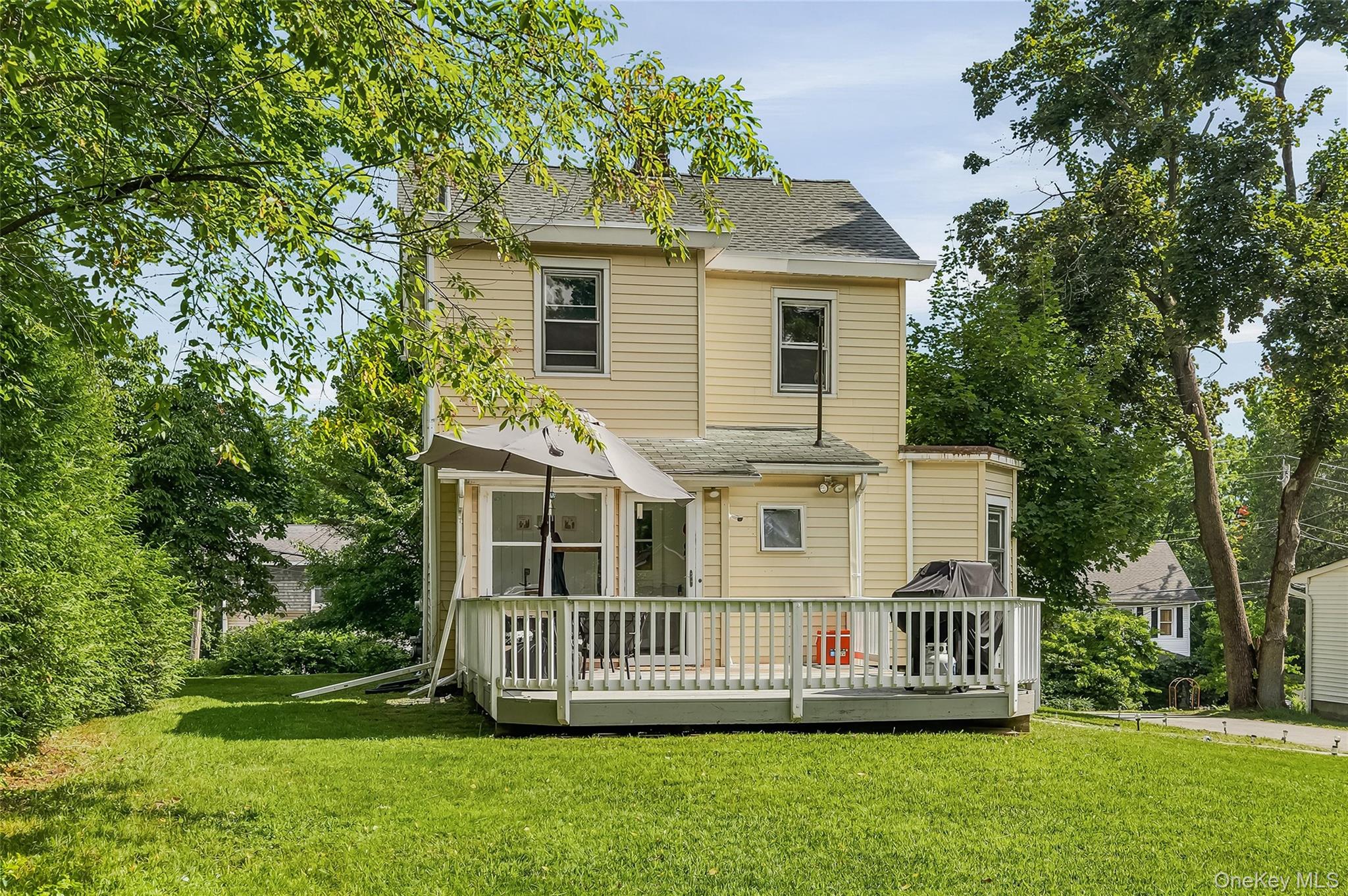 10 Park Avenue Property Photo 2