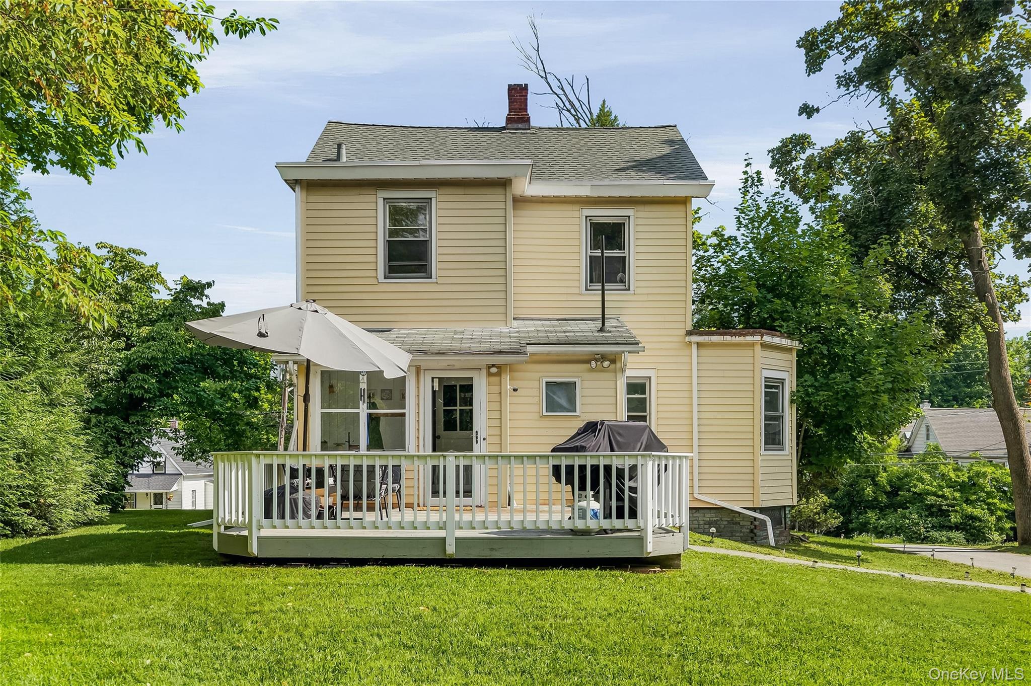 10 Park Avenue Property Photo 4