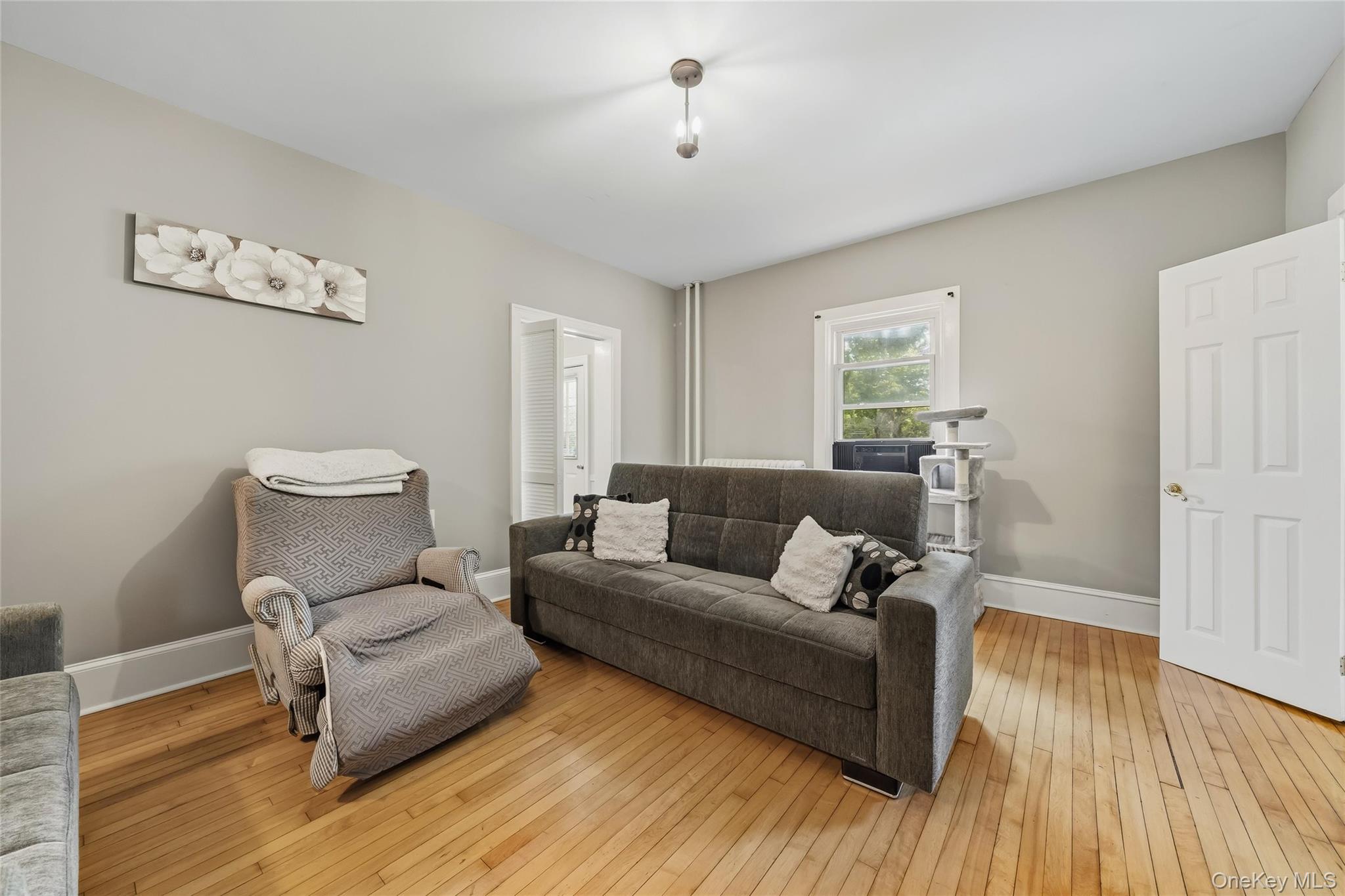 10 Park Avenue Property Photo 11