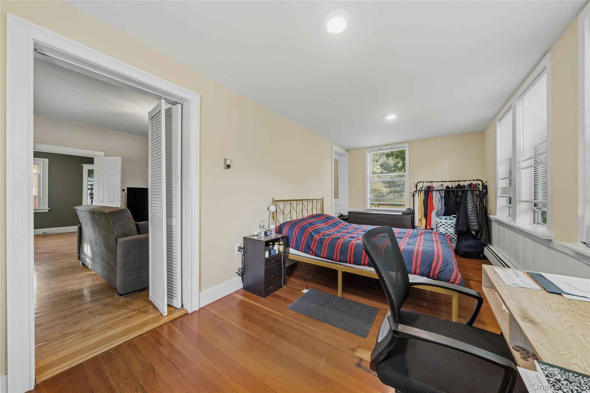 10 Park Avenue Property Photo 15