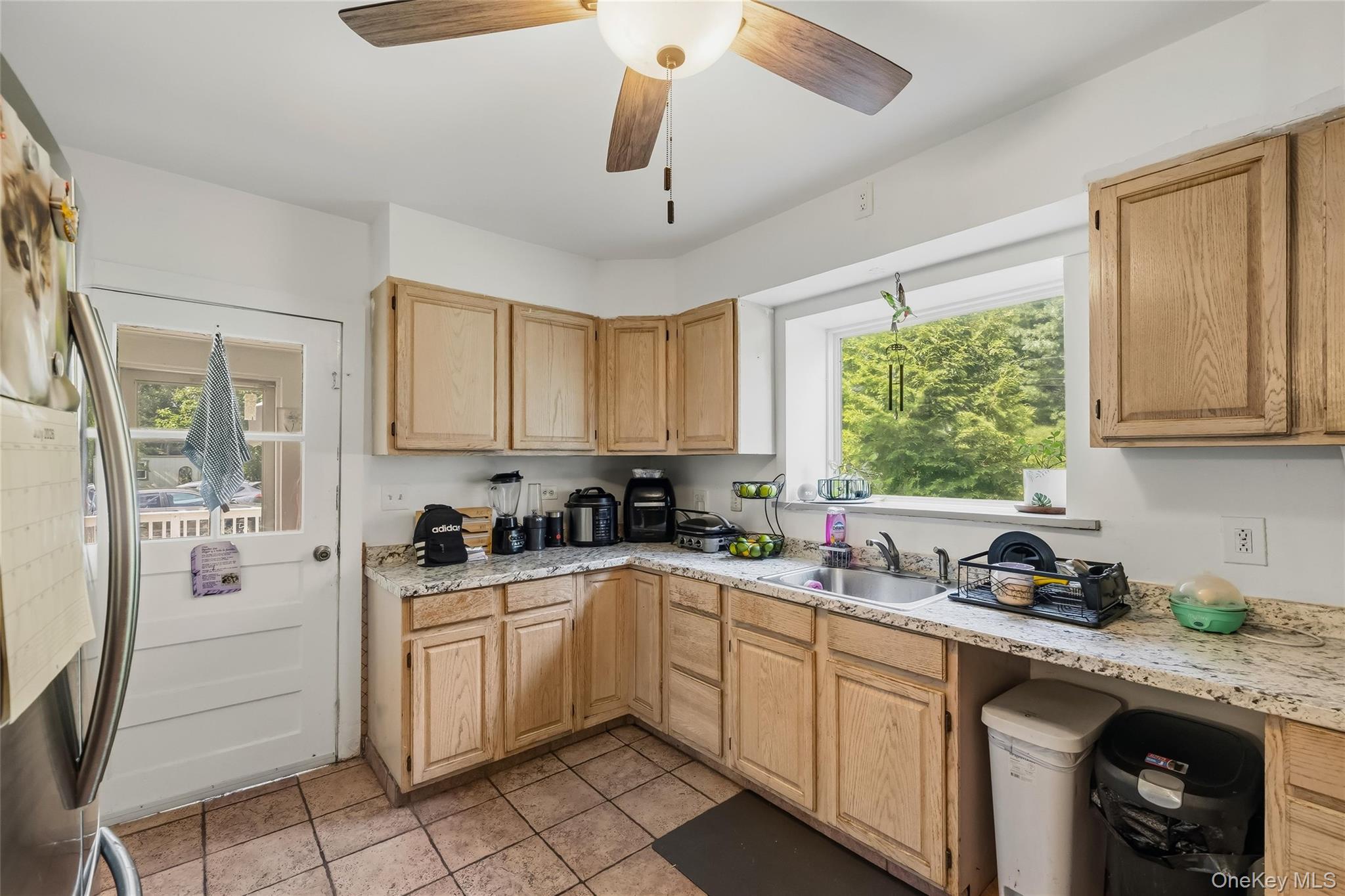 10 Park Avenue Property Photo 21