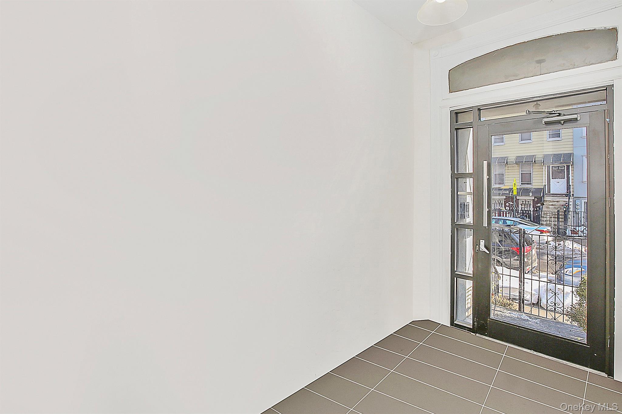 99 Eldert Street 3 Property Photo 3