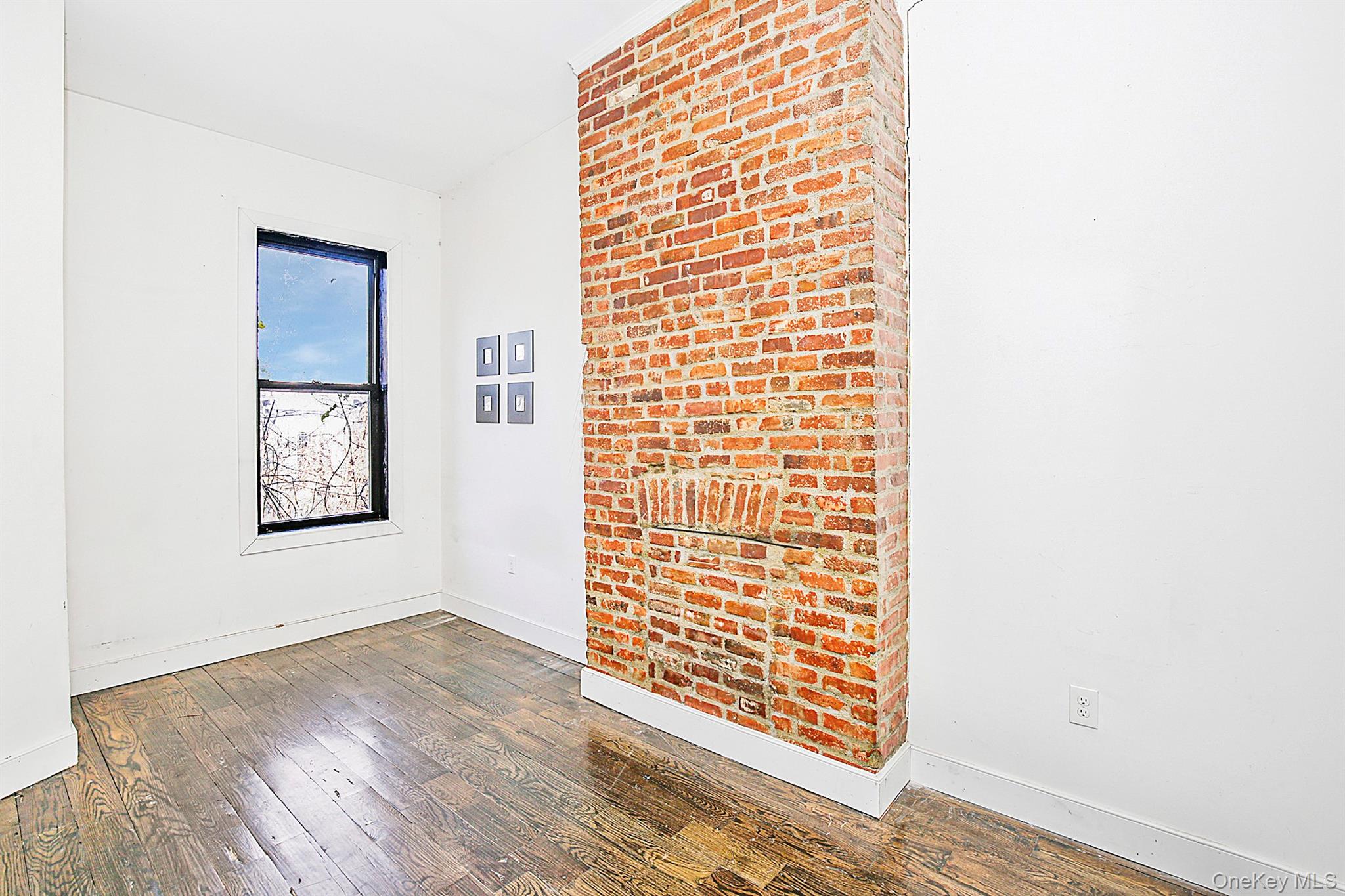 99 Eldert Street 3 Property Photo 12
