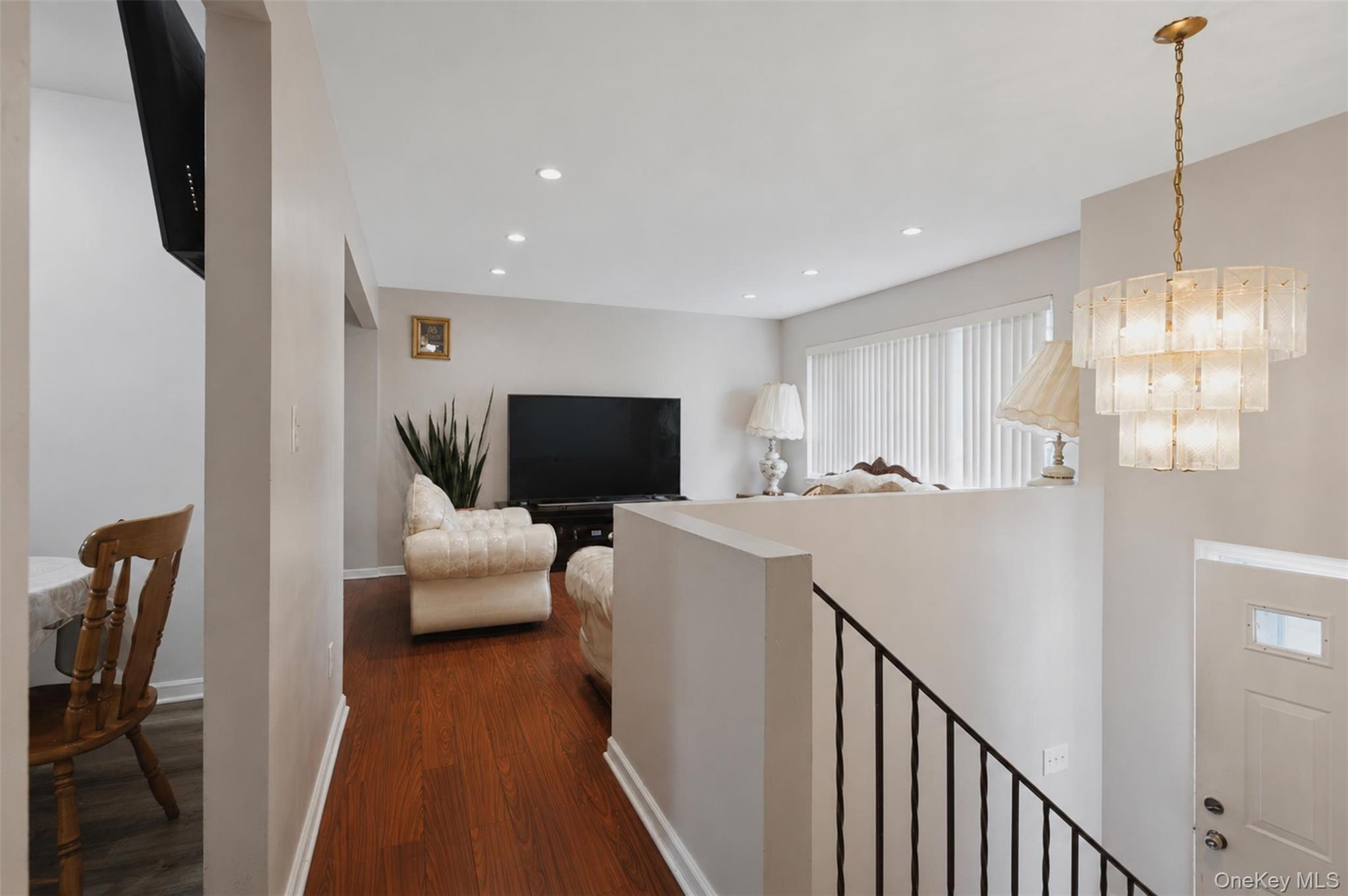 114 Noyes Avenue Property Photo 9