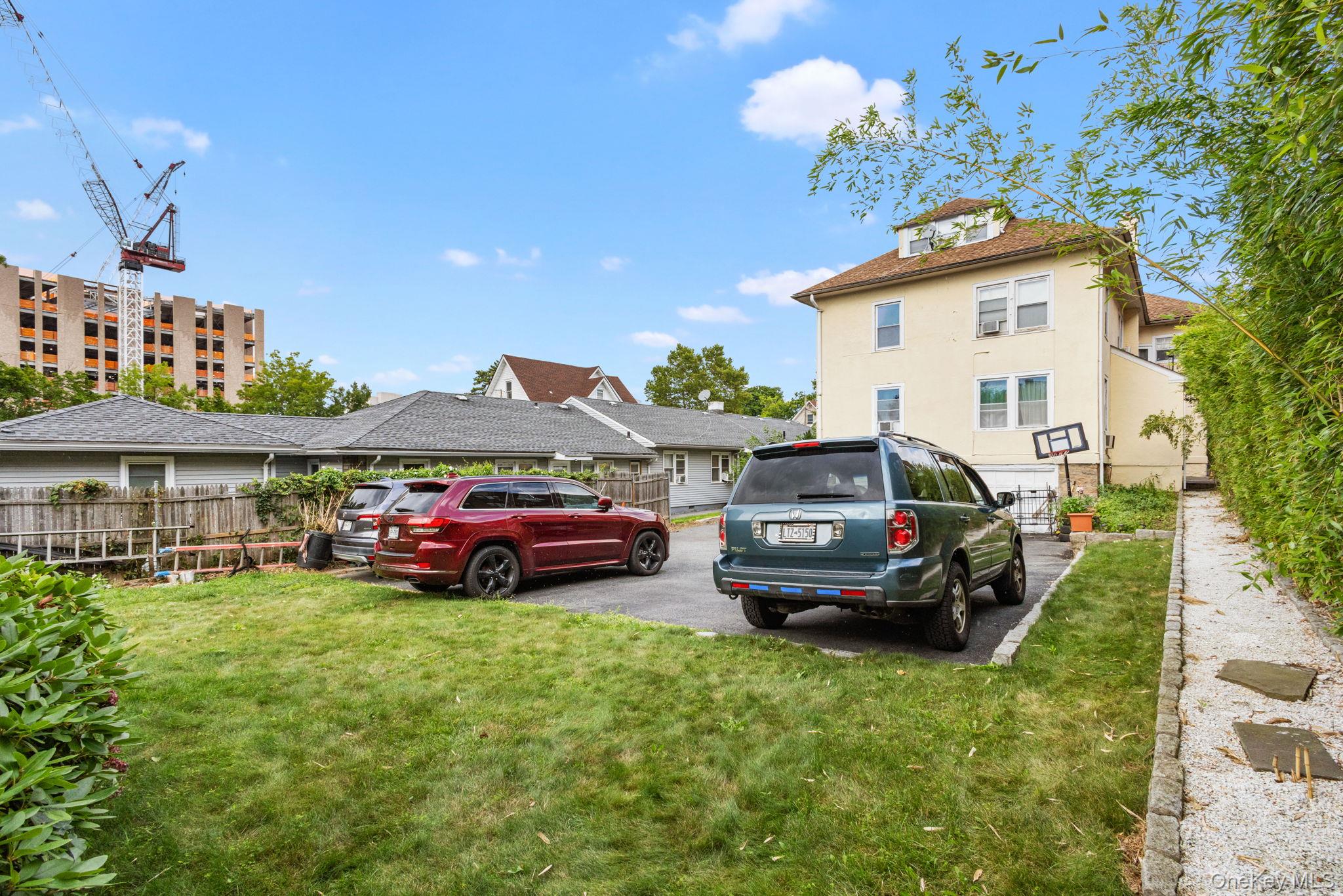 43 Davis Avenue Property Photo 19
