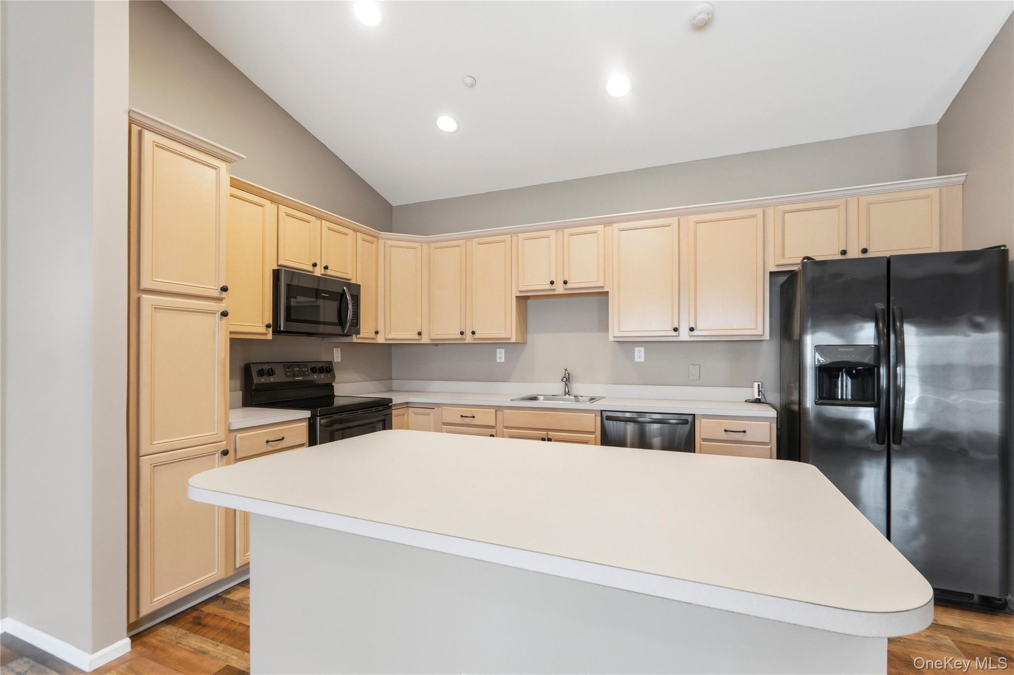 406 Narragansett Villas Drive Property Photo 11