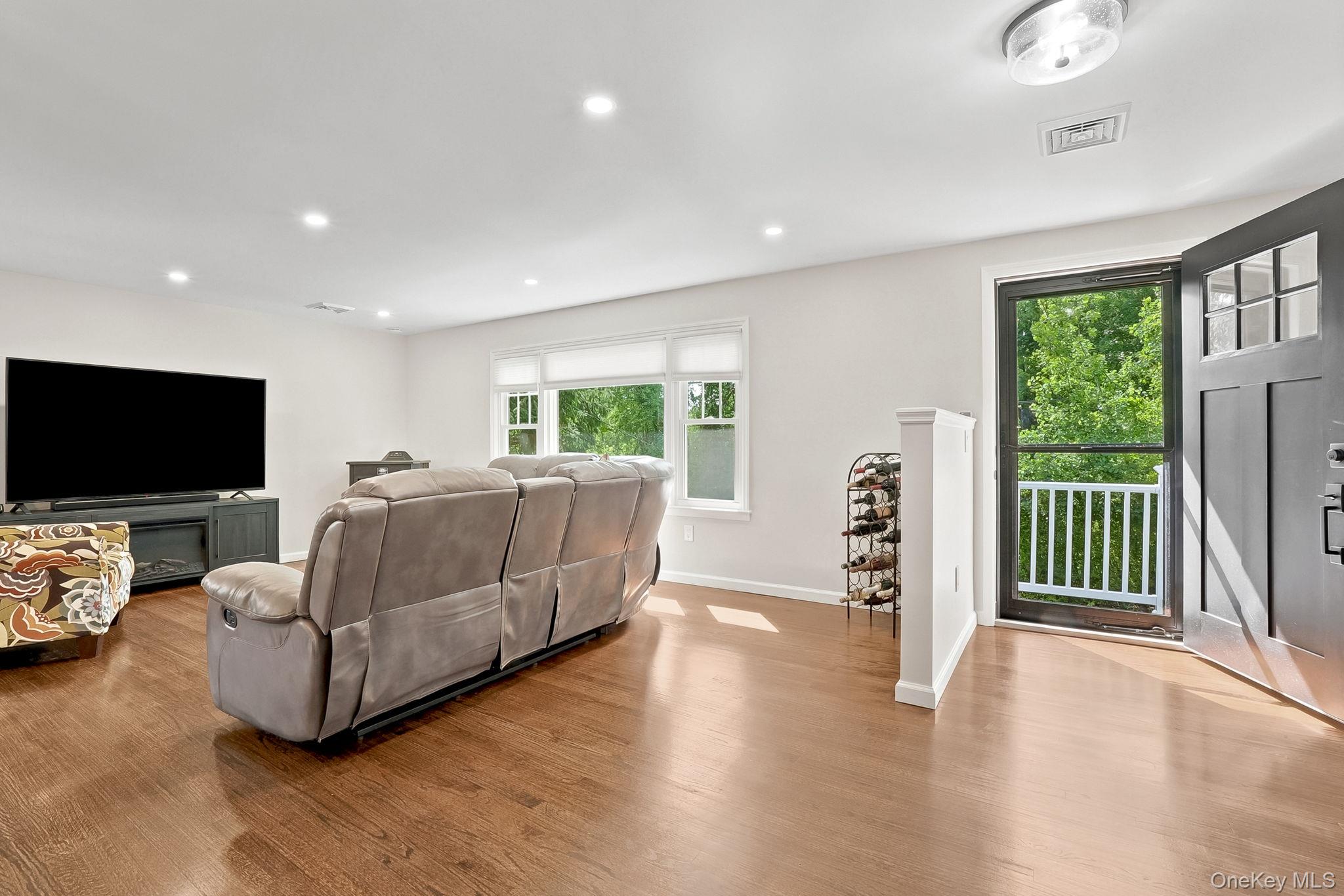 8 Brothers Road Property Photo 2