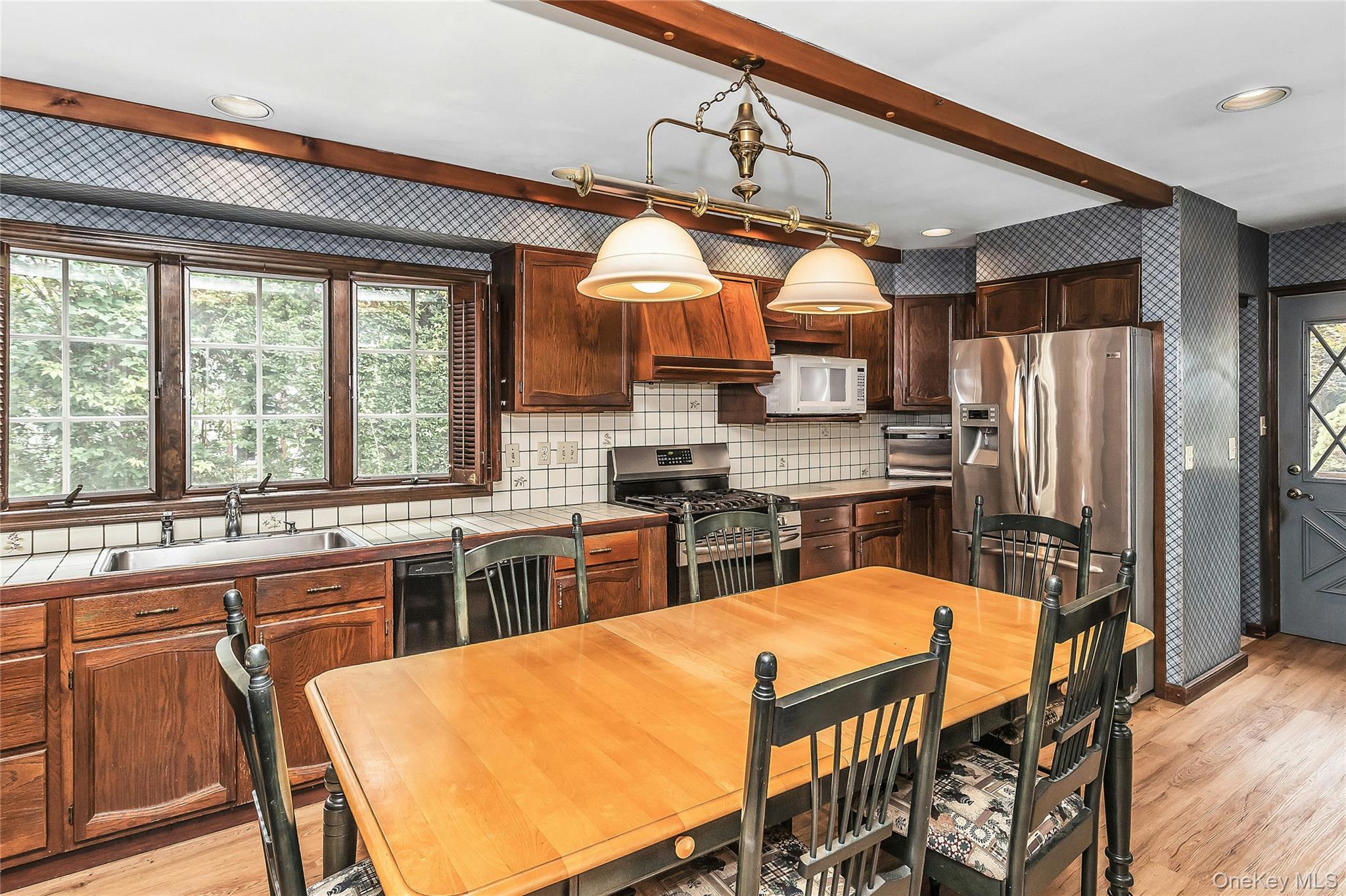 56 Denton Avenue Property Photo 14