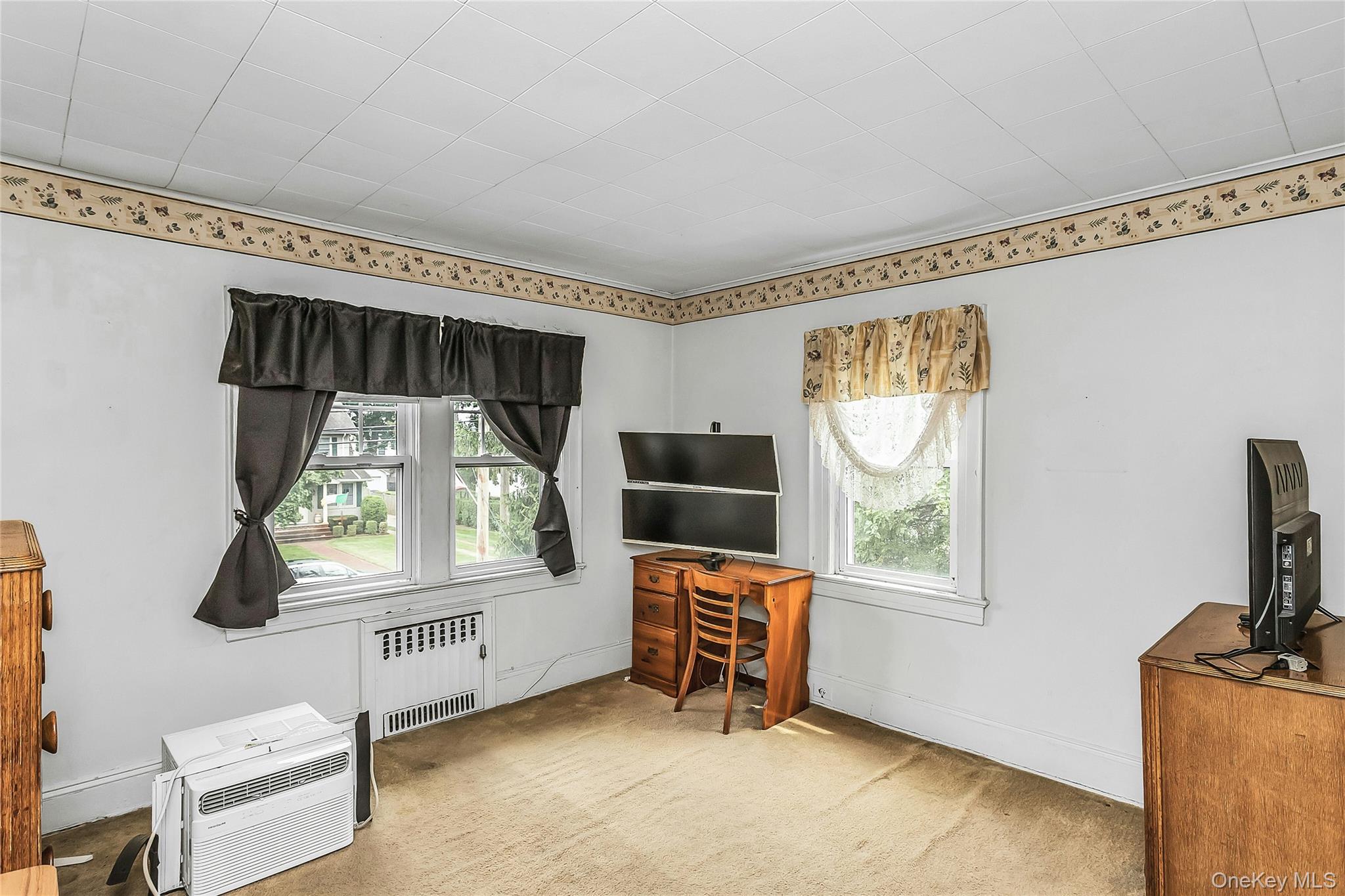 56 Denton Avenue Property Photo 18