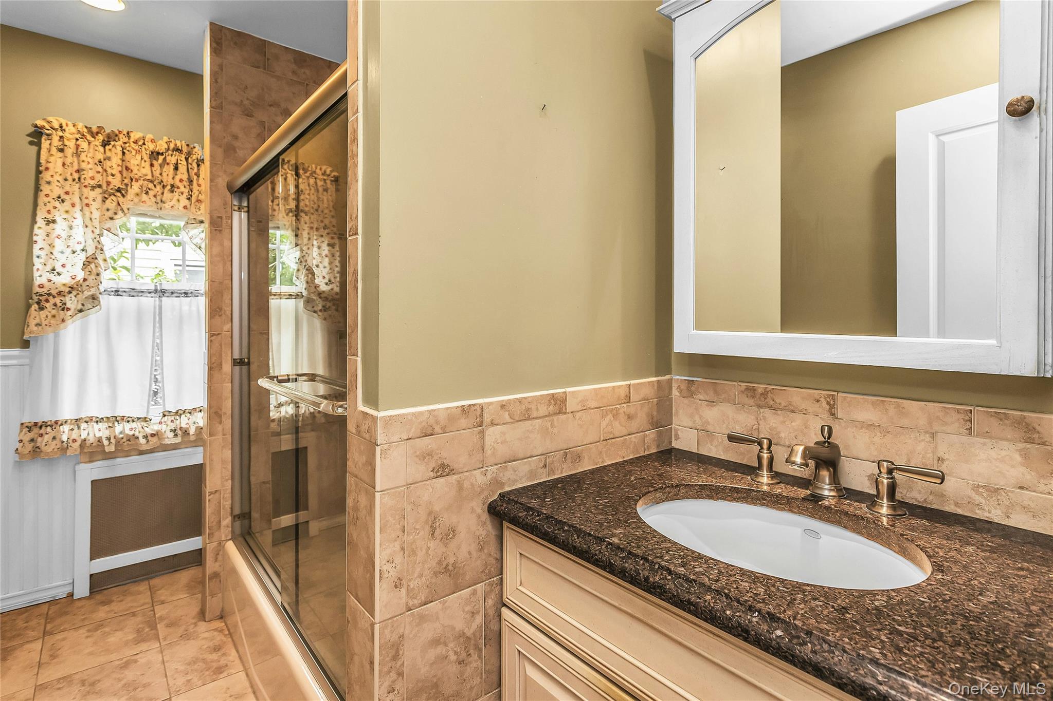 56 Denton Avenue Property Photo 21