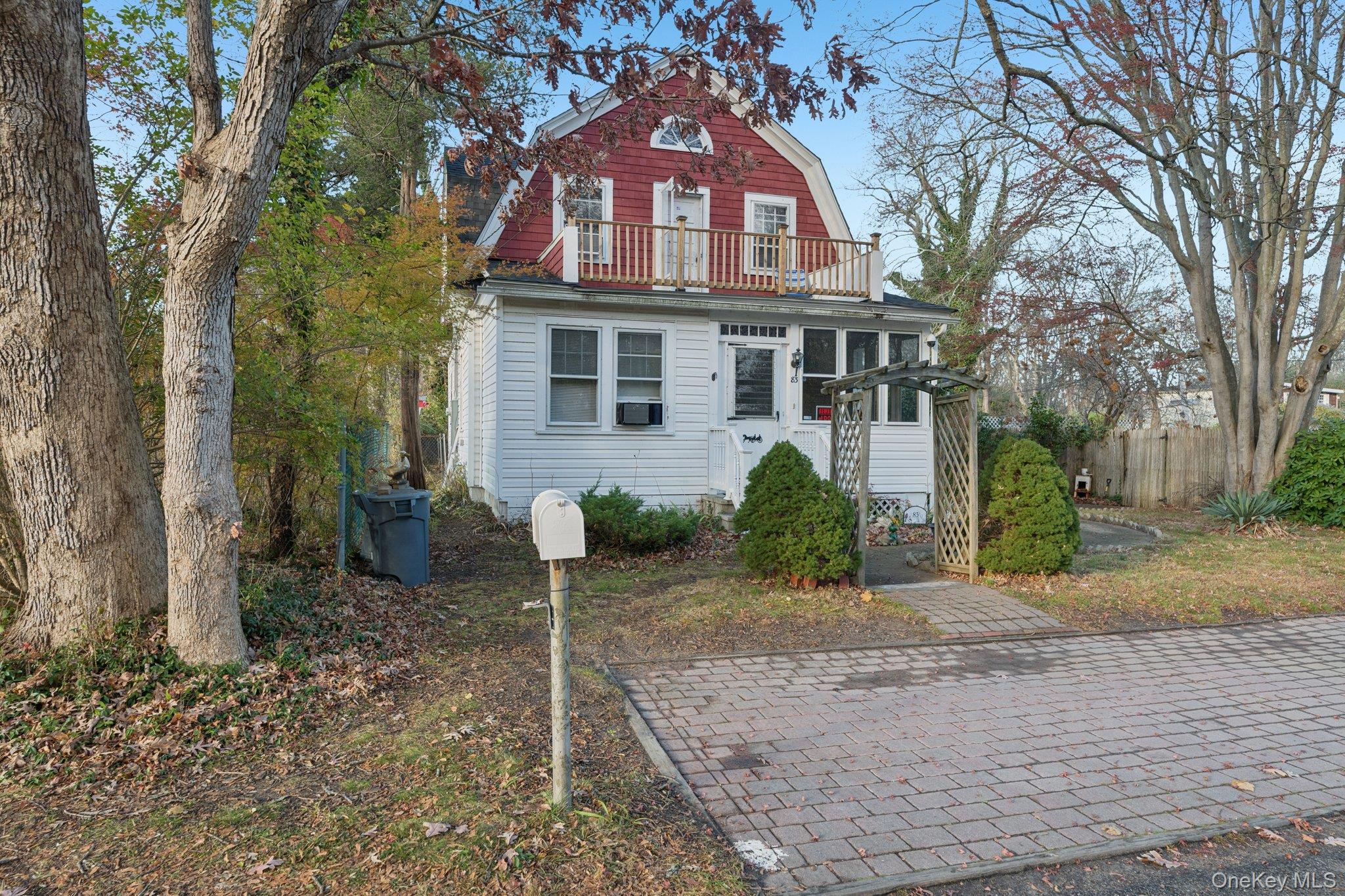 83 Elm Road Property Photo 2