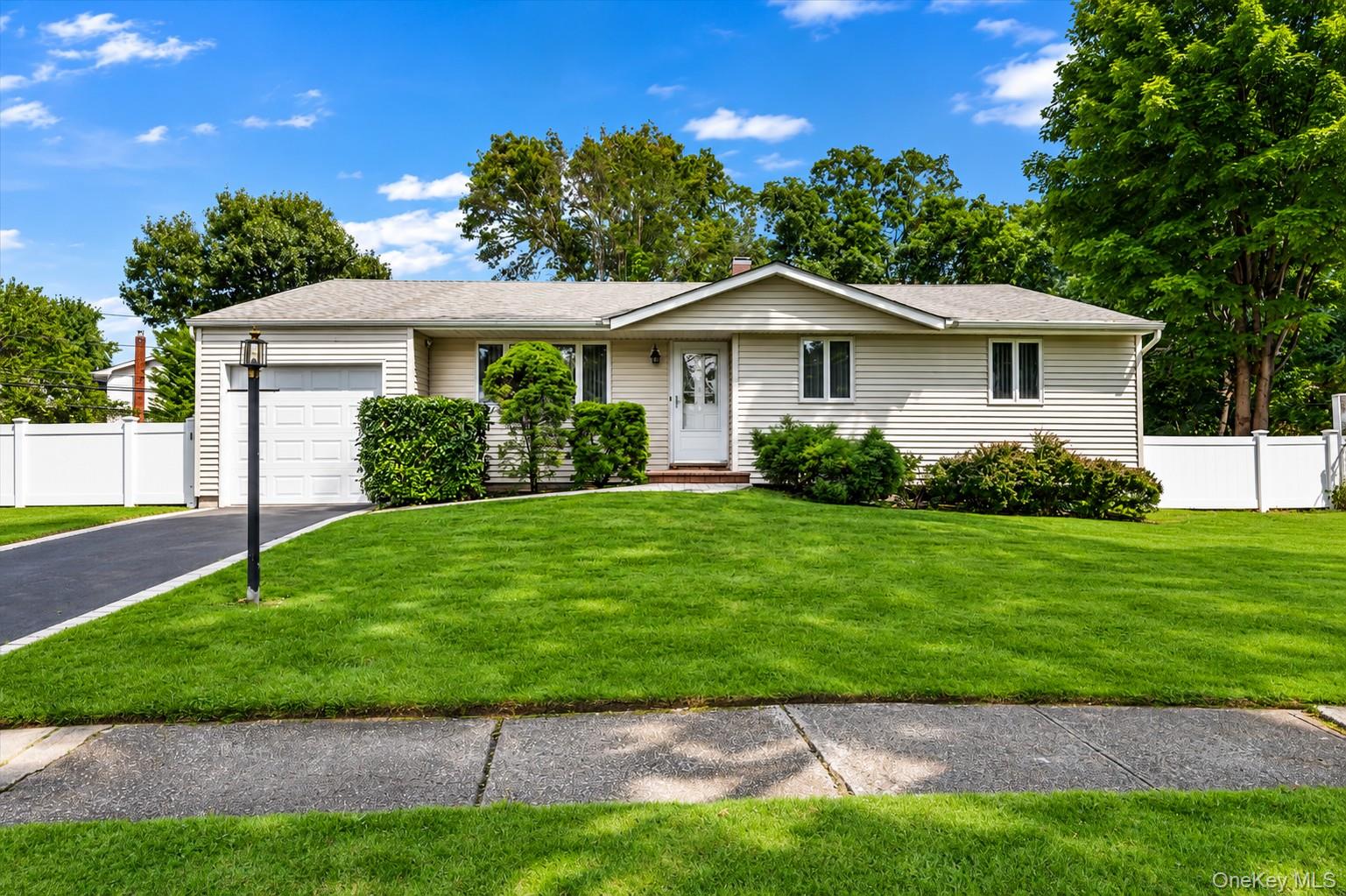 51 Longworth Avenue Property Photo 1