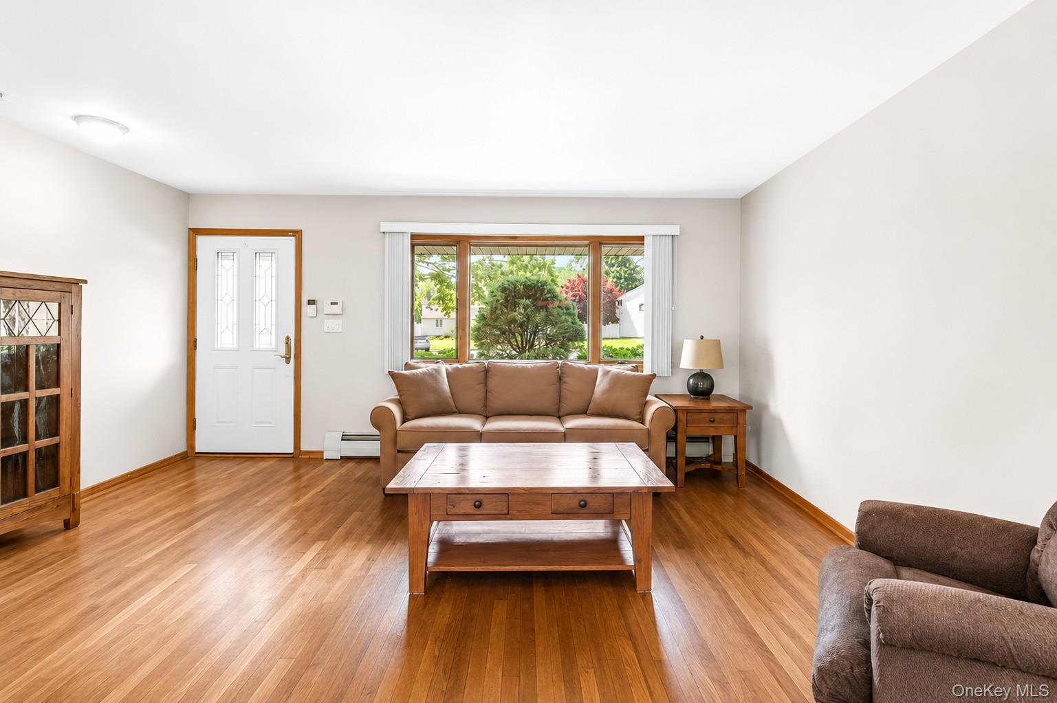 51 Longworth Avenue Property Photo 6