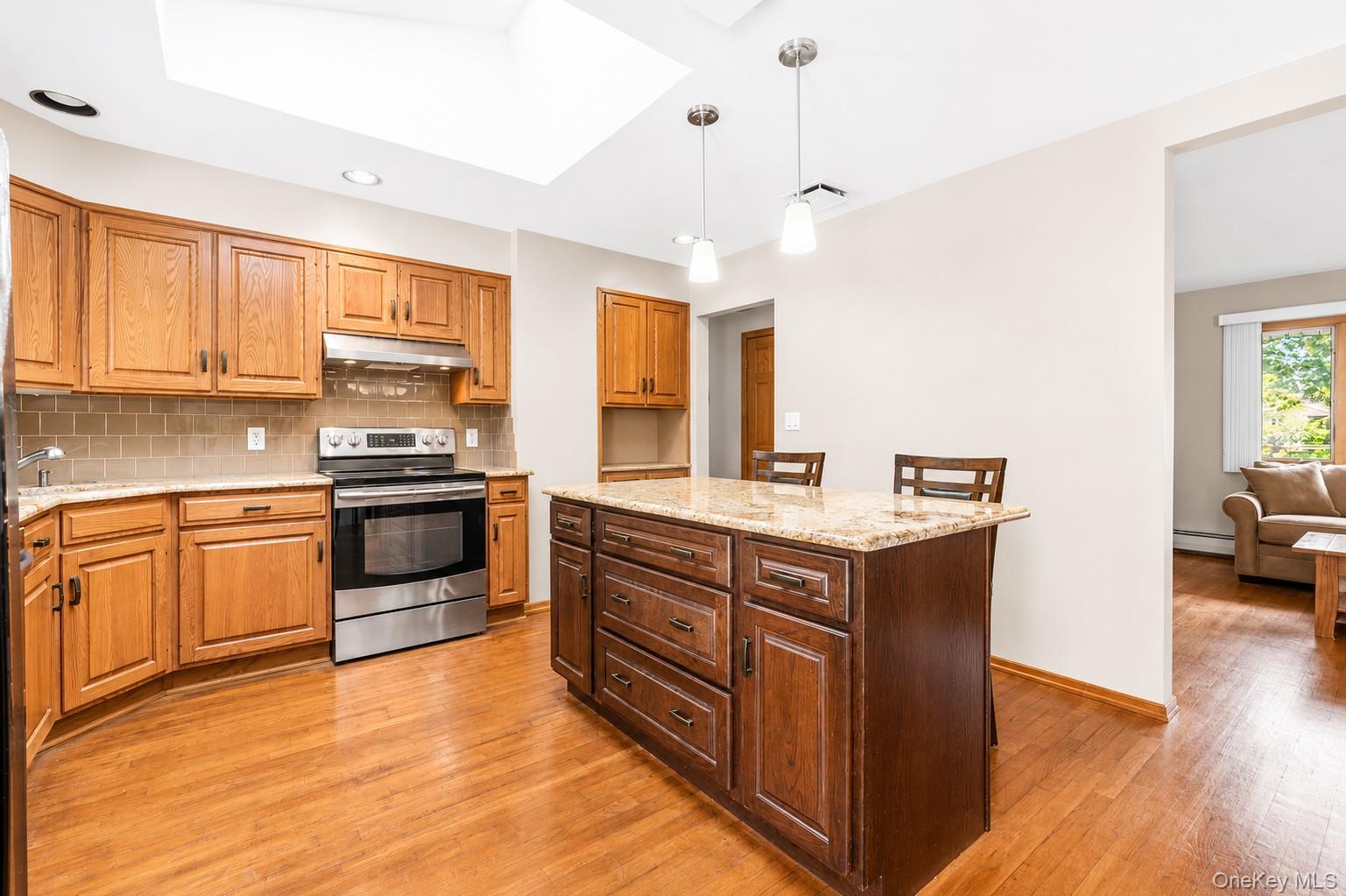 51 Longworth Avenue Property Photo 12