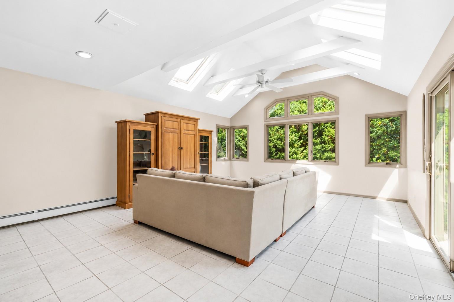 51 Longworth Avenue Property Photo 14