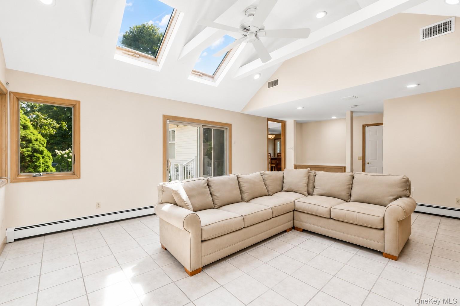 51 Longworth Avenue Property Photo 16