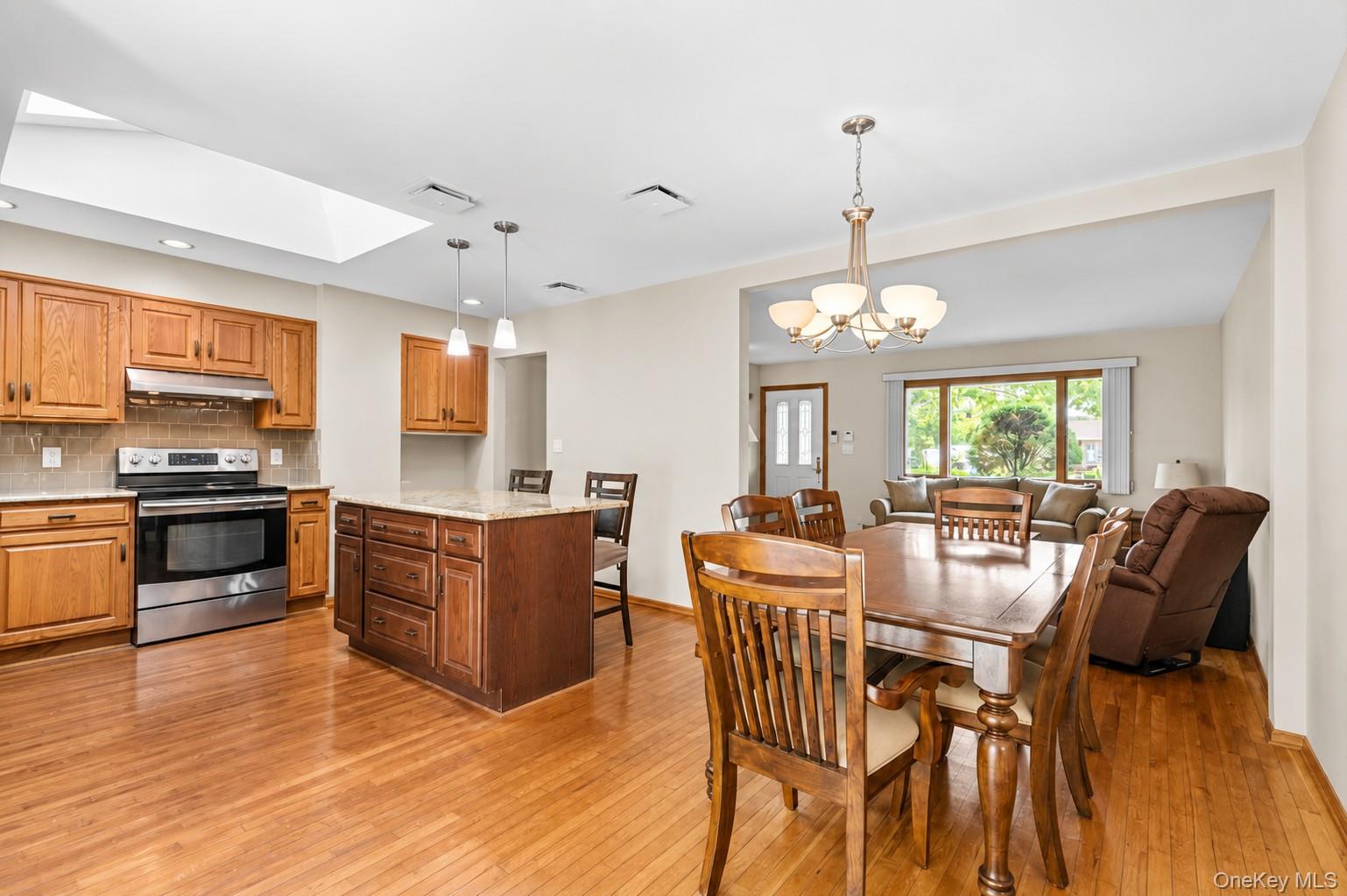51 Longworth Avenue Property Photo 18