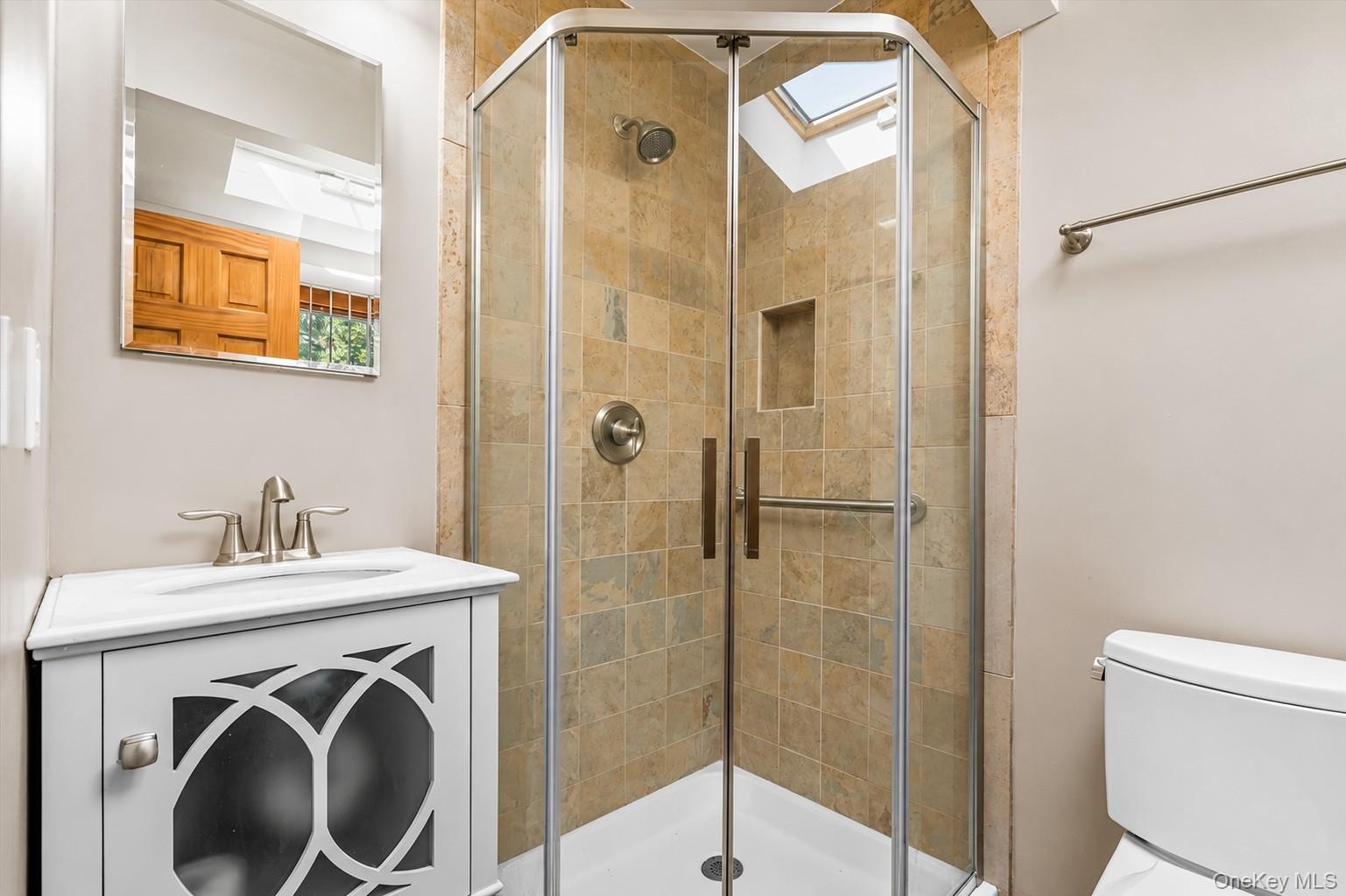 51 Longworth Avenue Property Photo 24