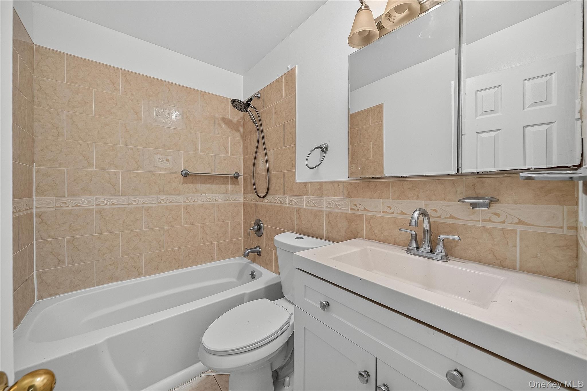 9 Alan Road 9 Property Photo 19