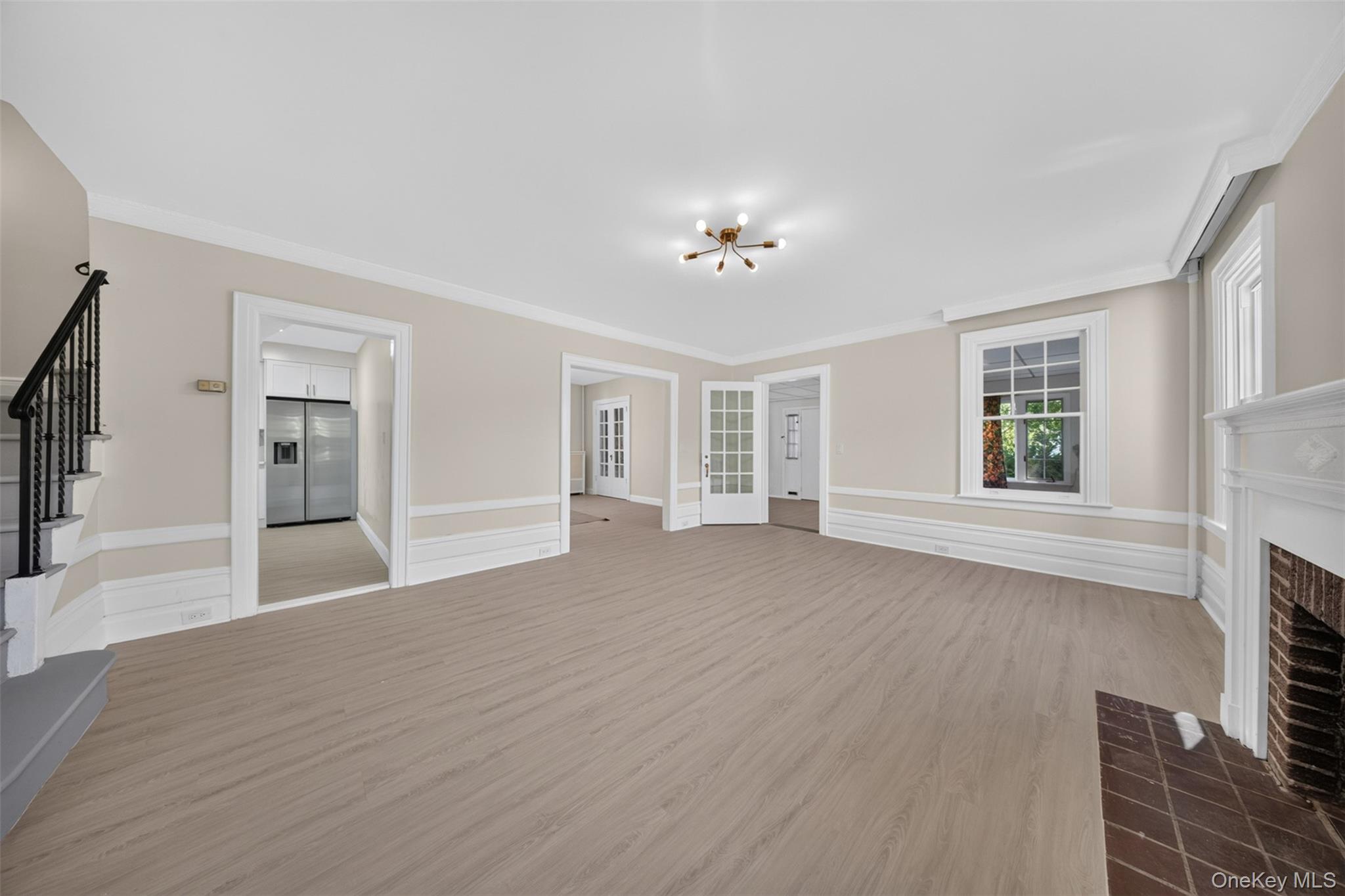 3358 162nd Street Property Photo 8