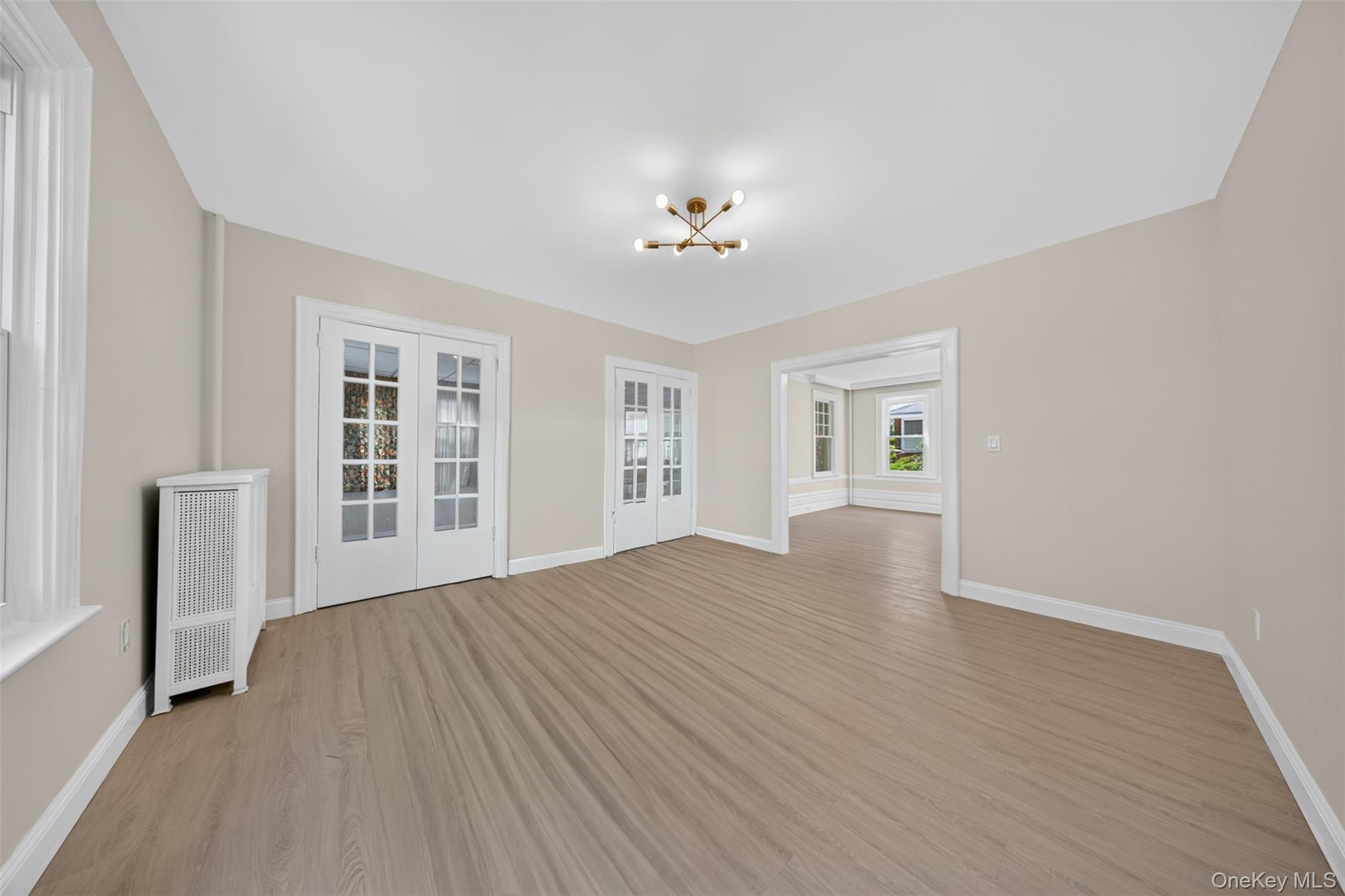 3358 162nd Street Property Photo 9