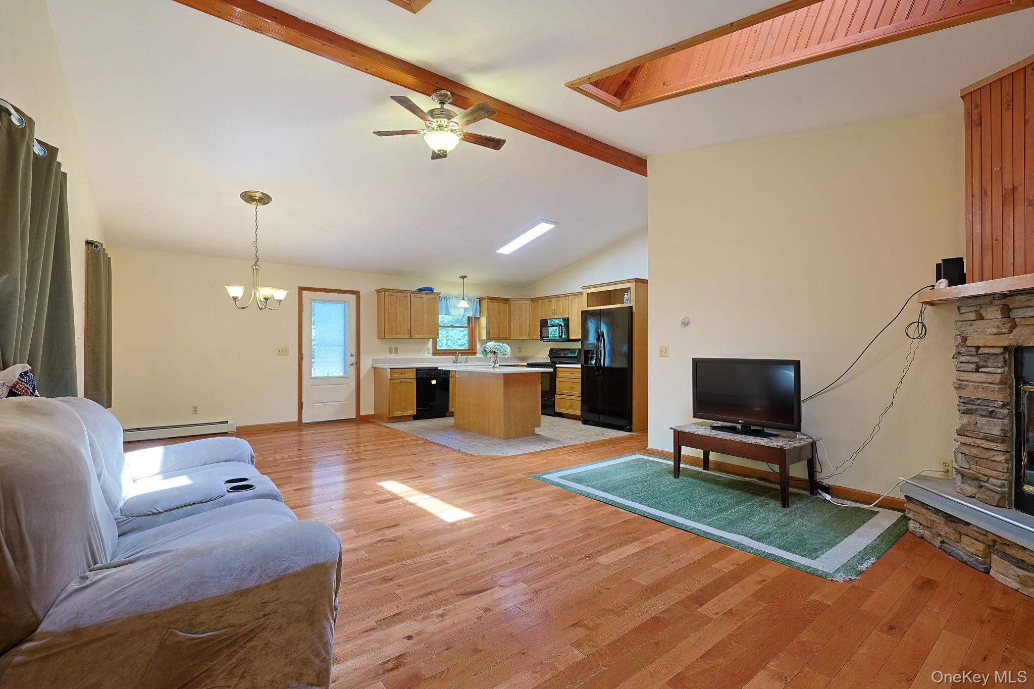 27 Elbert Road Property Photo 4