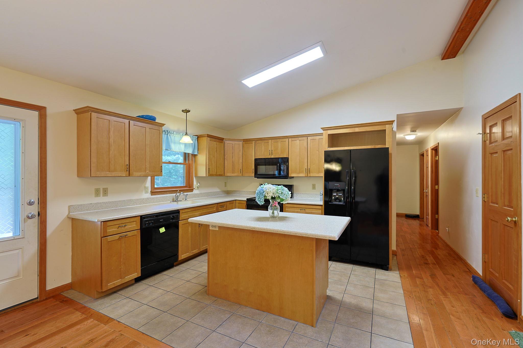 27 Elbert Road Property Photo 6