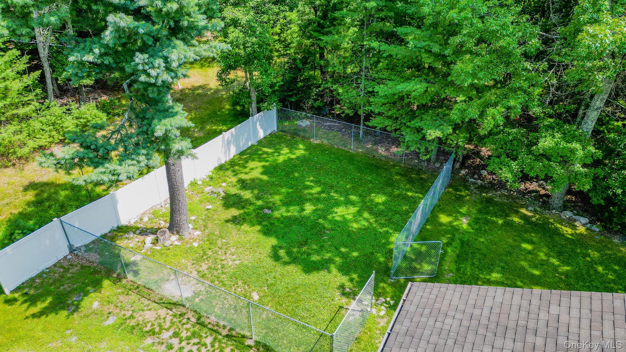 27 Elbert Road Property Photo 24