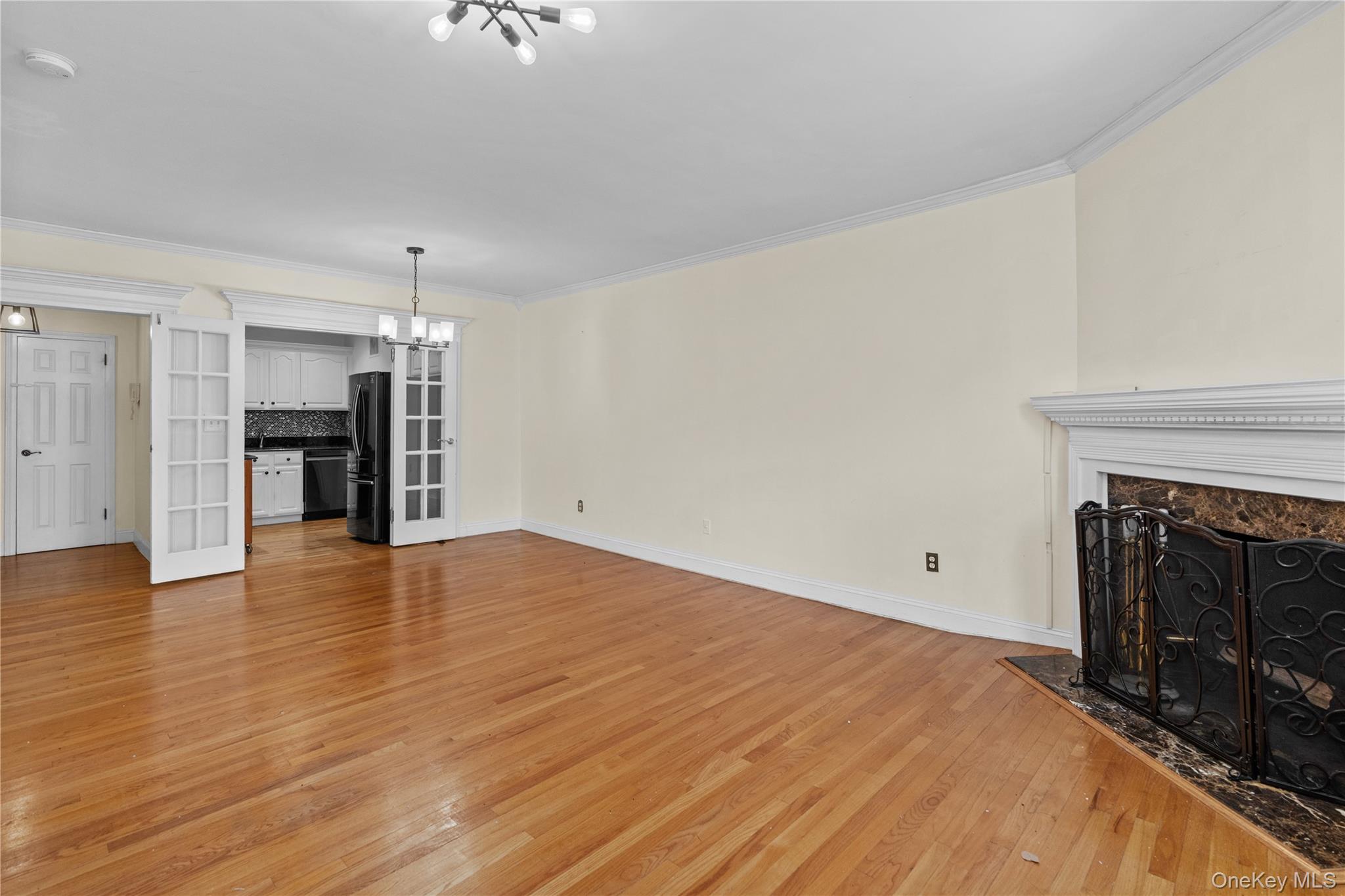 68 E Hartsdale Avenue 5d Property Photo 6