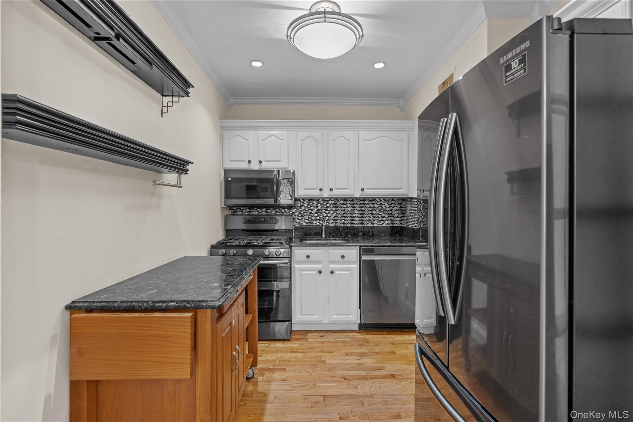 68 E Hartsdale Avenue 5d Property Photo 11