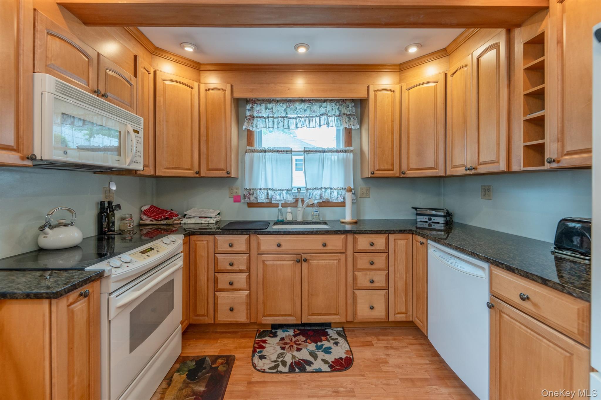 284 Clifton Avenue Property Photo 13