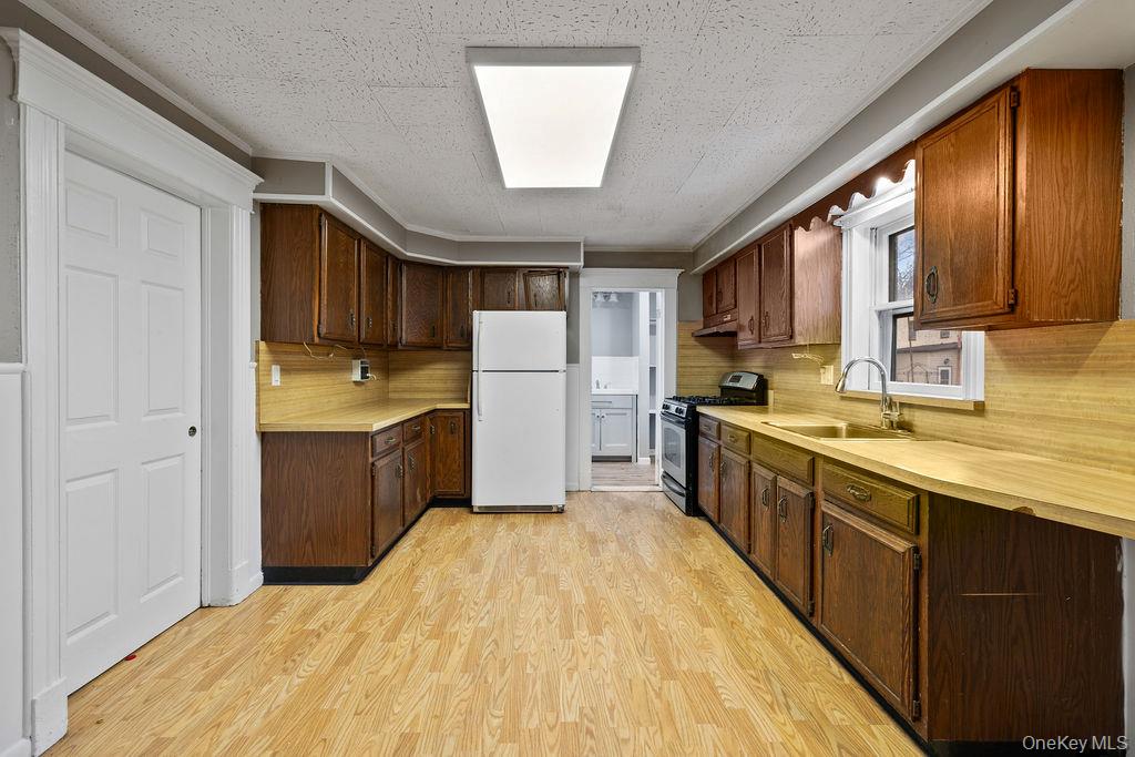 38 Cosgrove Avenue Property Photo 13