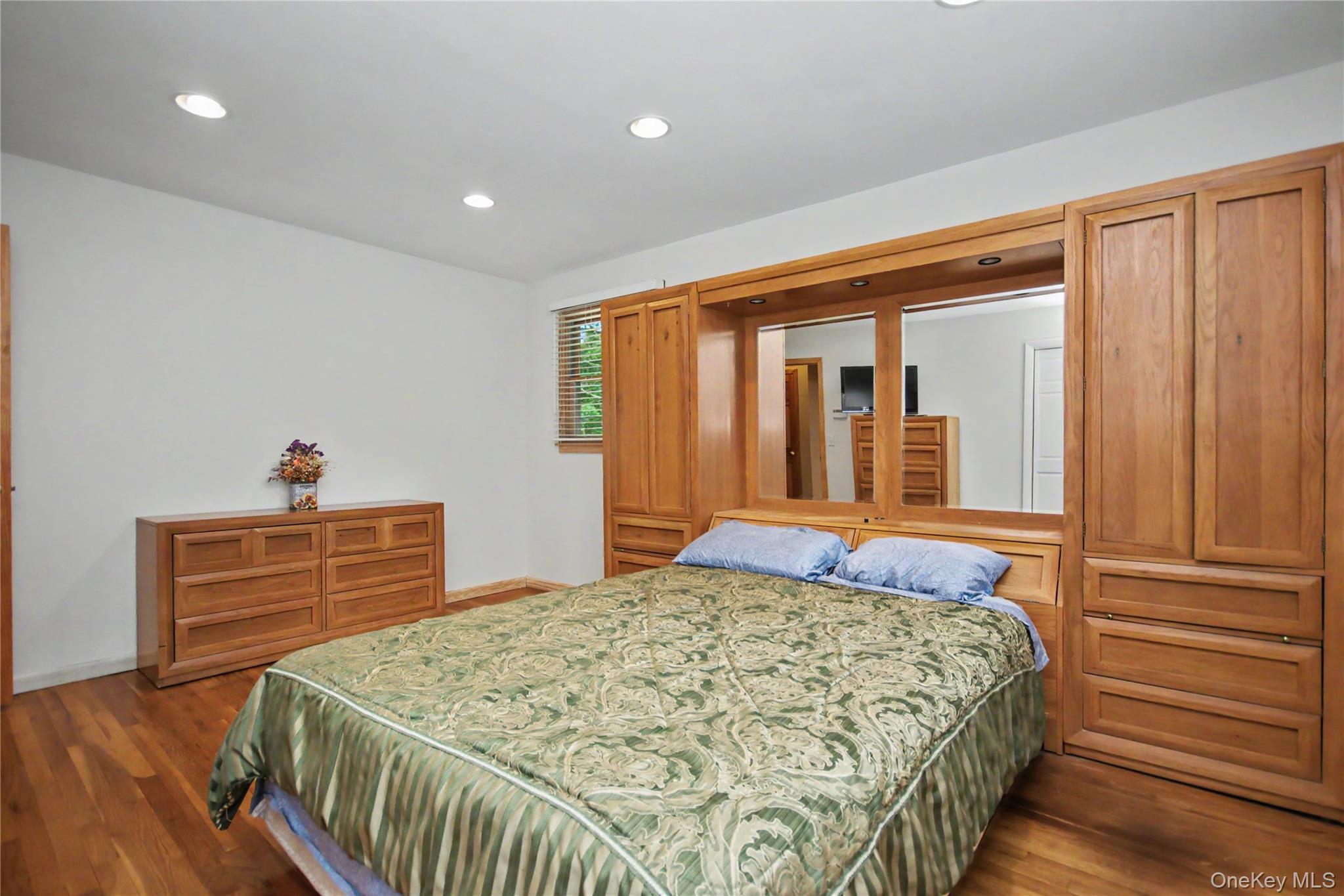 17 Scotsdale Road Property Photo 15