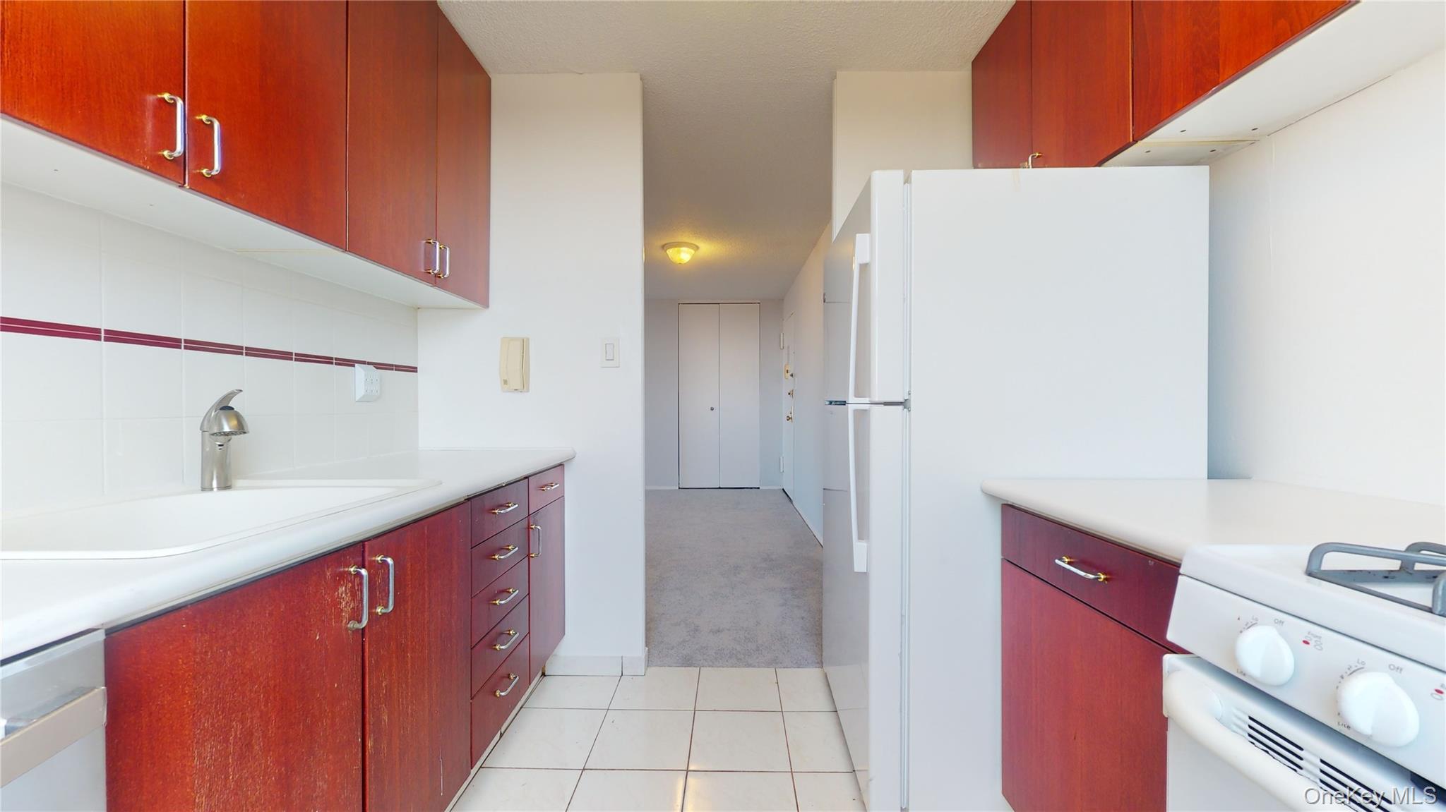 118-17 Union Turnpike 15f Property Photo 6