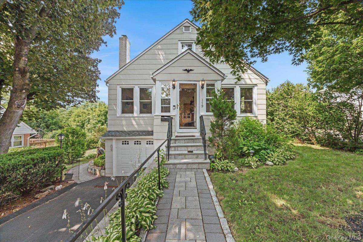 179 Serrano Avenue Property Photo 2