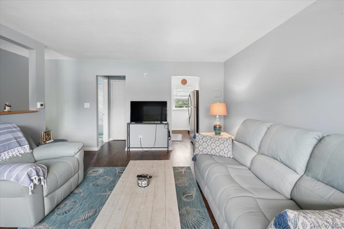 167 Meyer Oval Property Photo 1