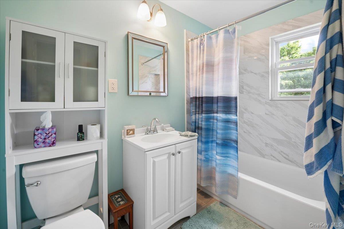 167 Meyer Oval Property Photo 8