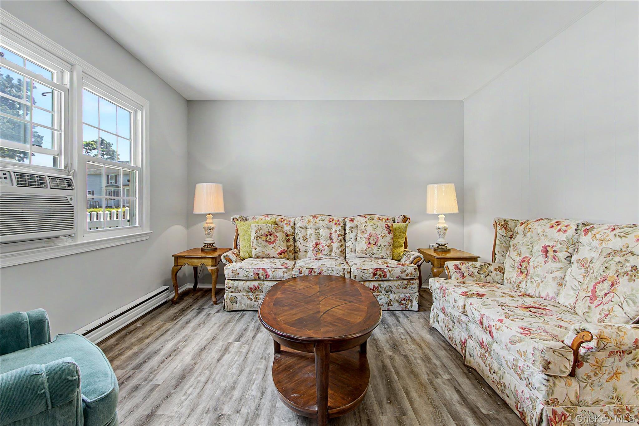 38 Seely Street Property Photo 4