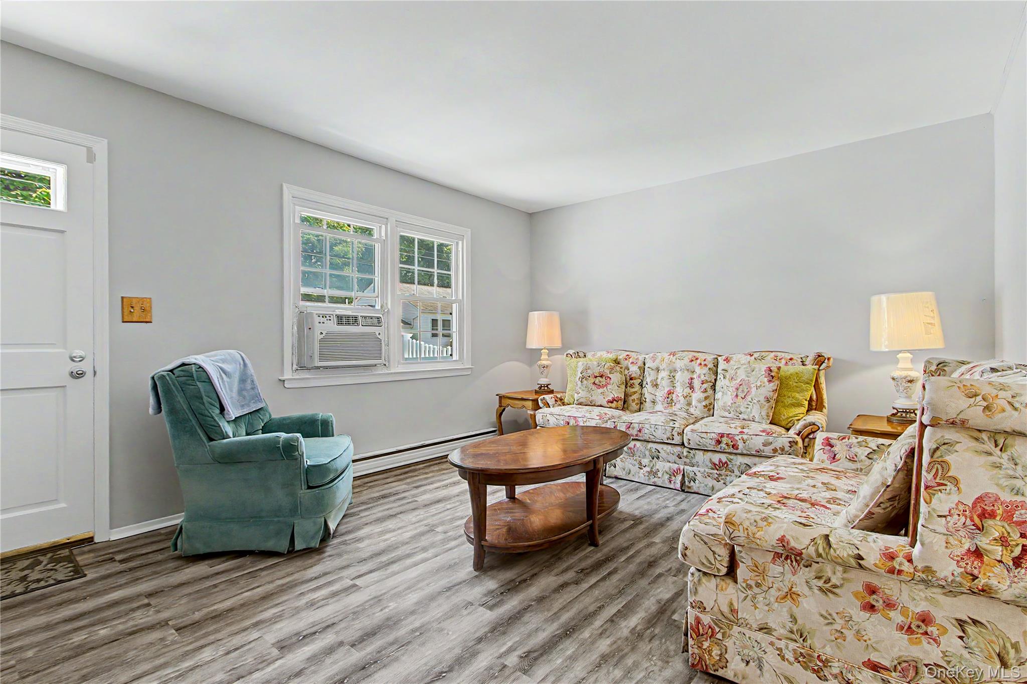 38 Seely Street Property Photo 5