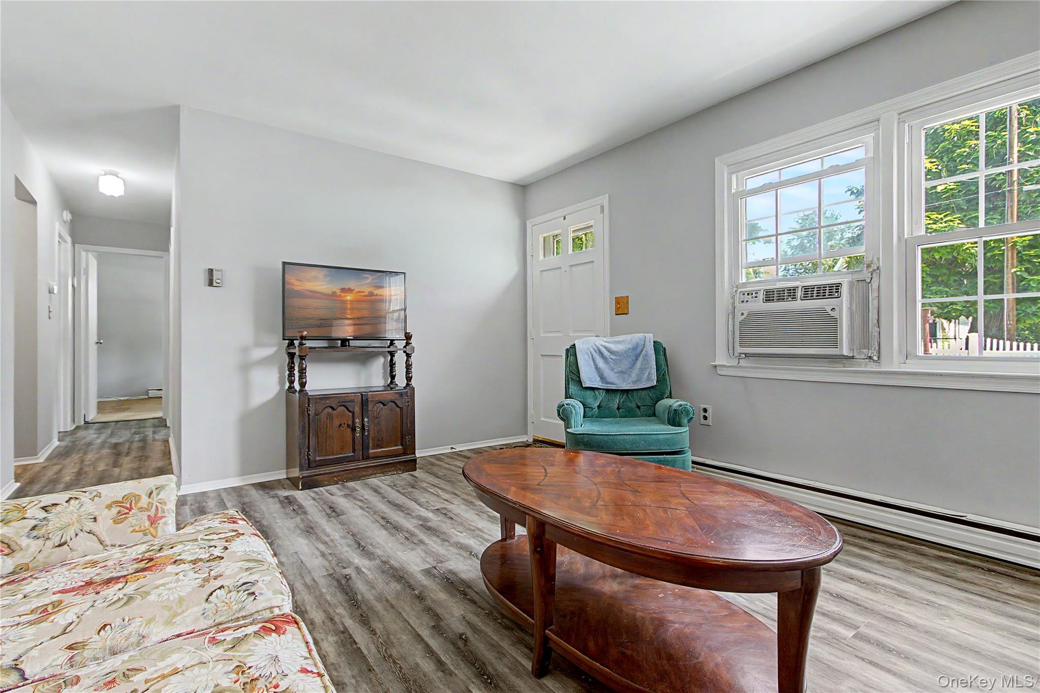 38 Seely Street Property Photo 6