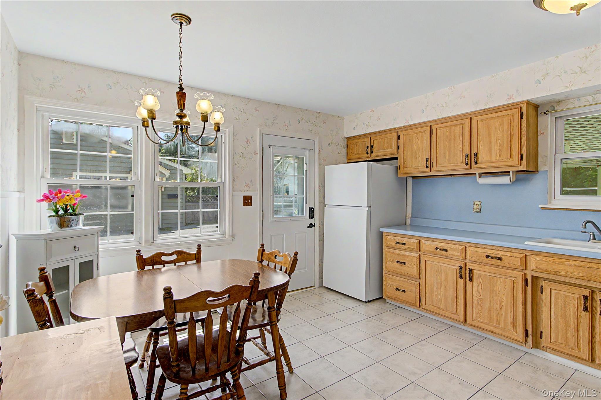 38 Seely Street Property Photo 12