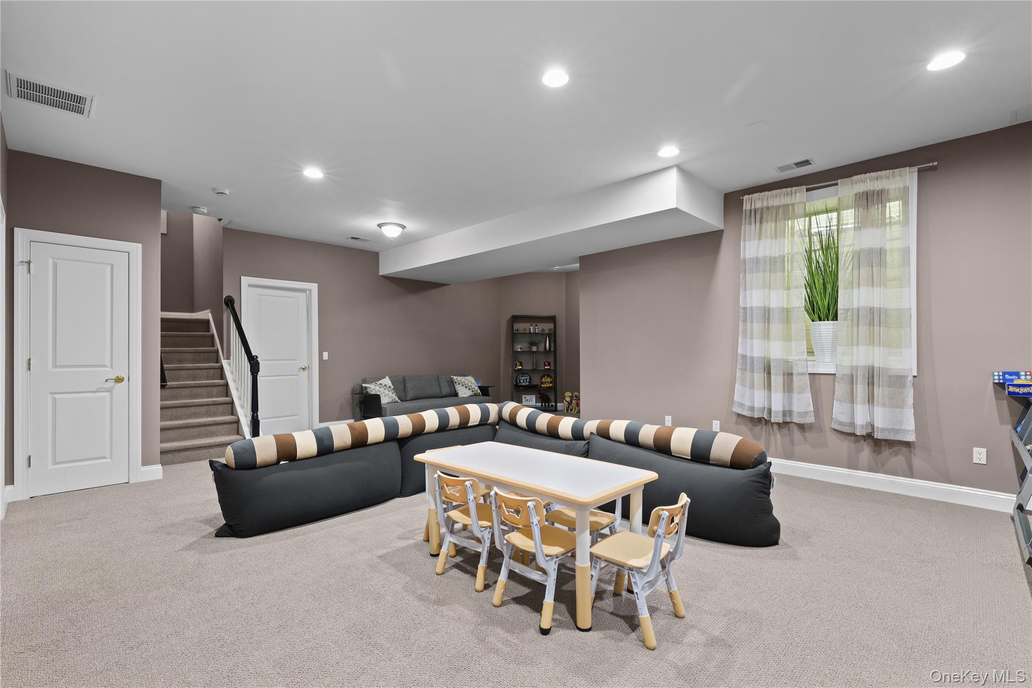 8 Gerber Court Property Photo 28