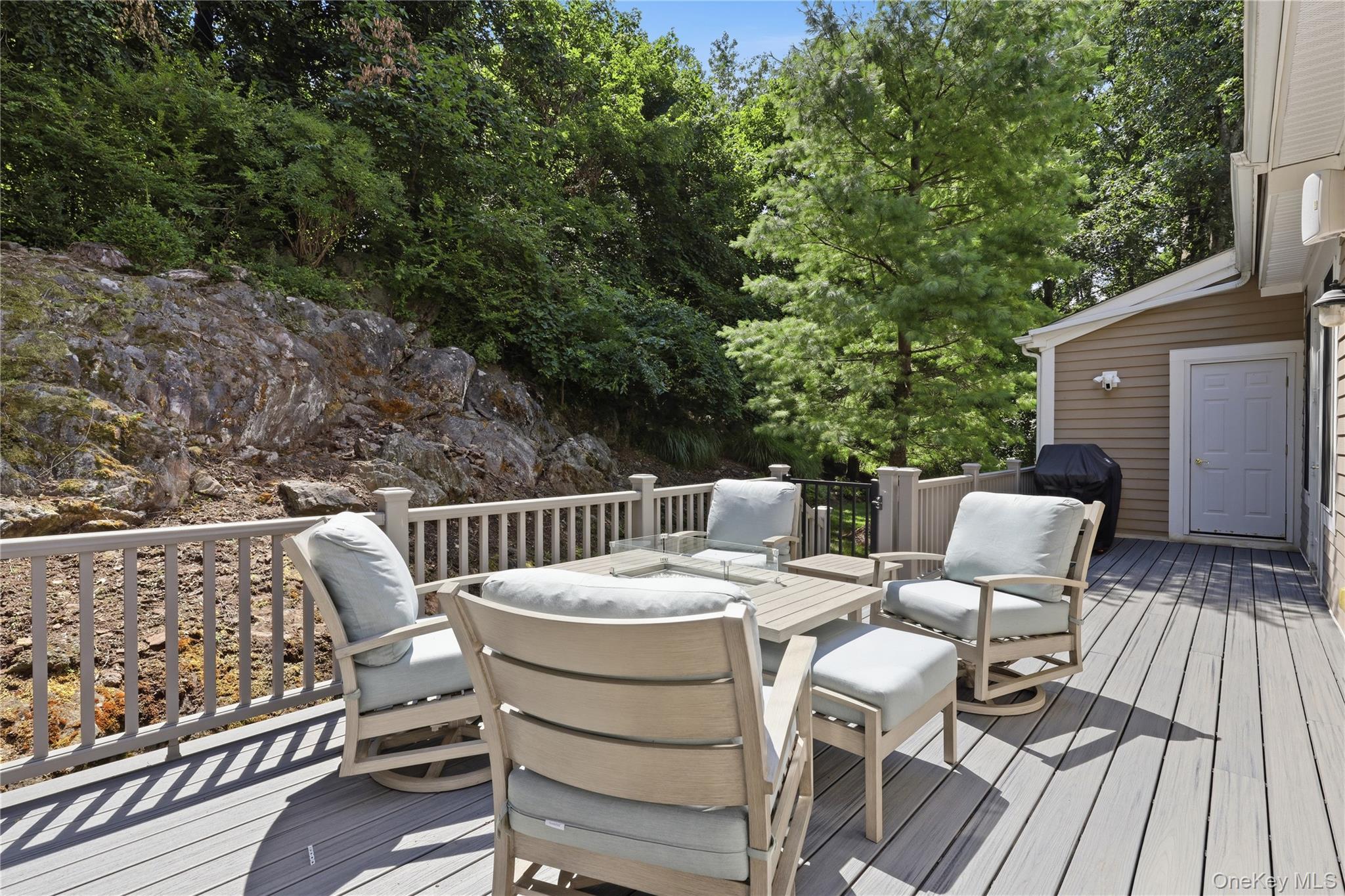 8 Gerber Court Property Photo 32