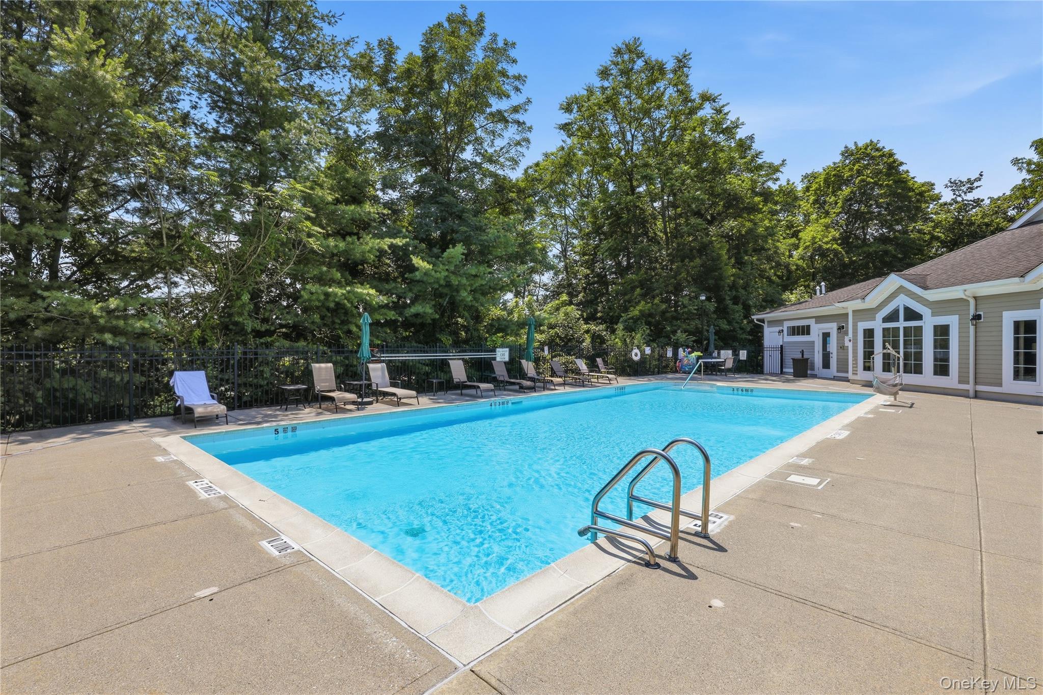 8 Gerber Court Property Photo 37