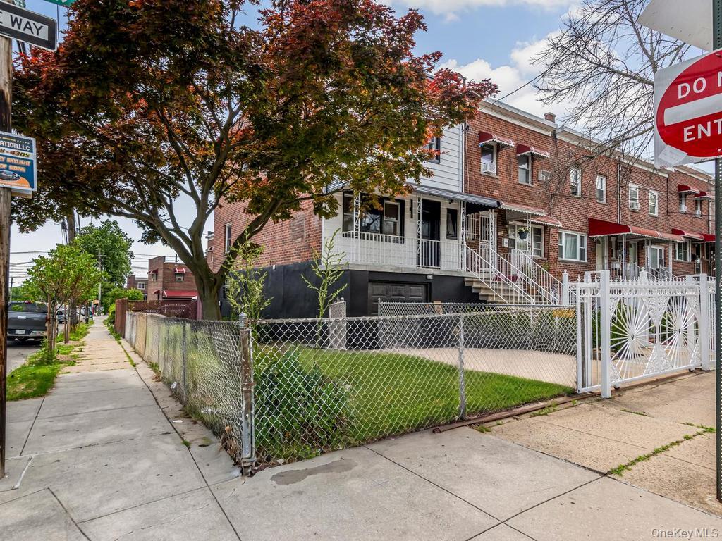 1066 E 219th Street Property Photo 2