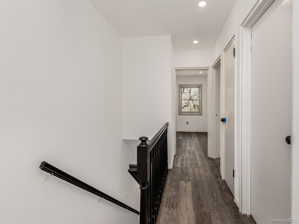 1066 E 219th Street Property Photo 17
