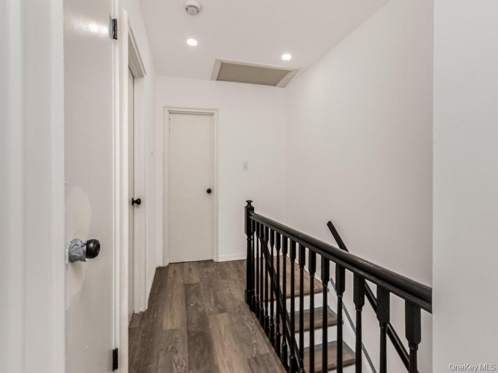 1066 E 219th Street Property Photo 18